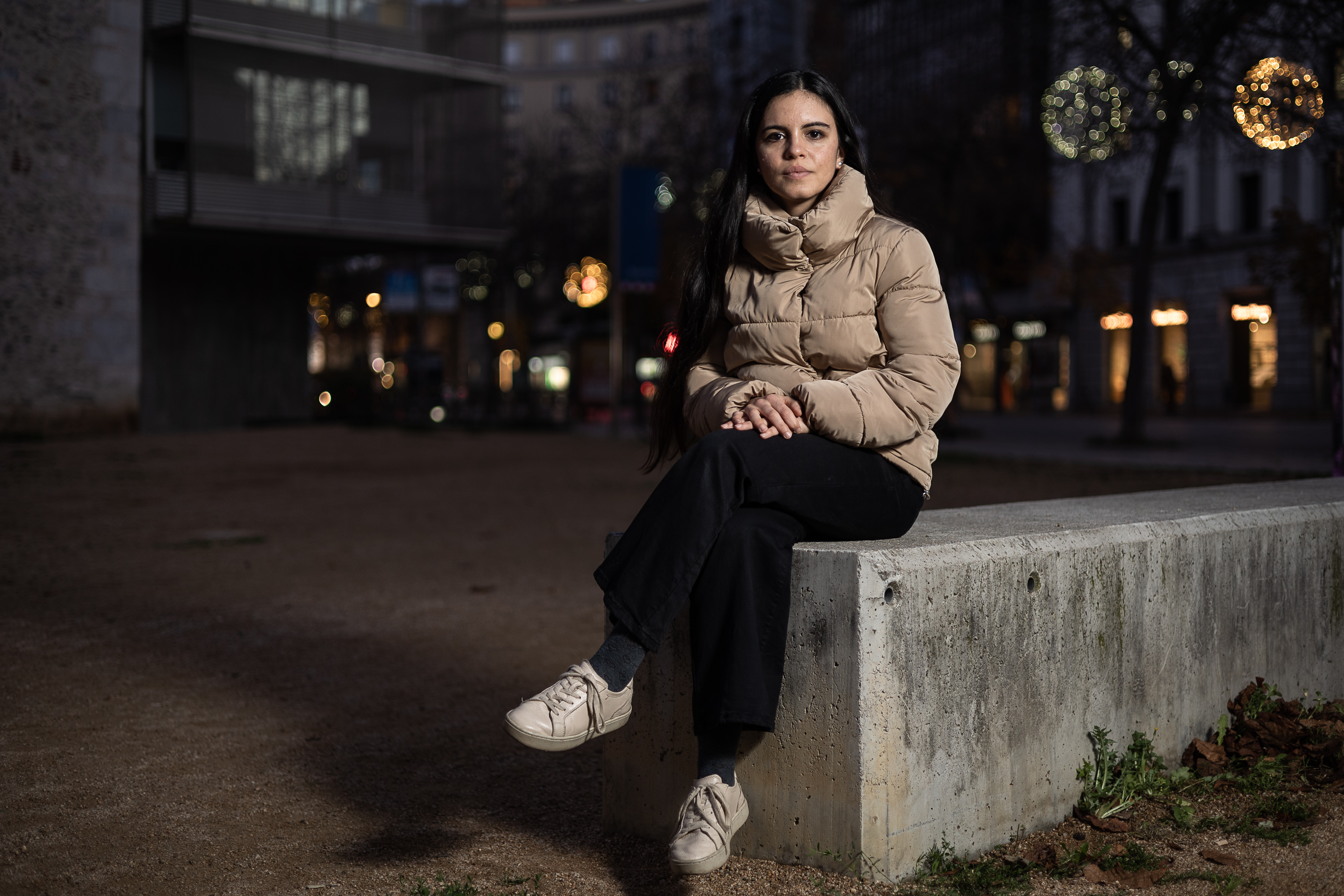 Marina Bonache, paciente con endometriosis, posa en Girona el pasado diciembre.