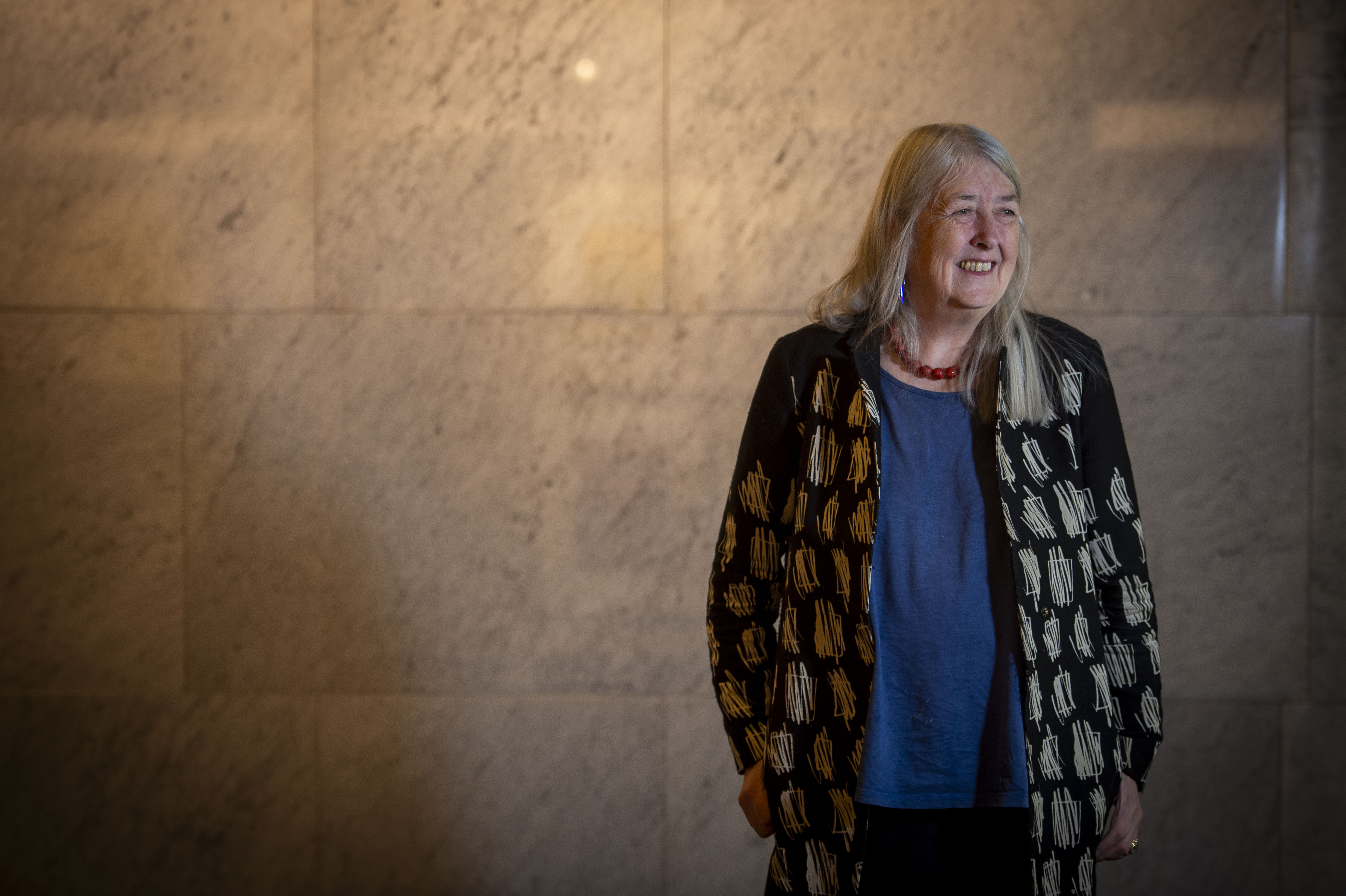 Mary Beard: “El Imperio Romano permite a los hombres ser machos en plan capullo”