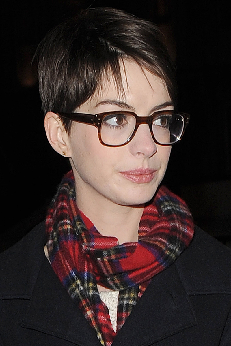 Anne hathaway con discount lentes