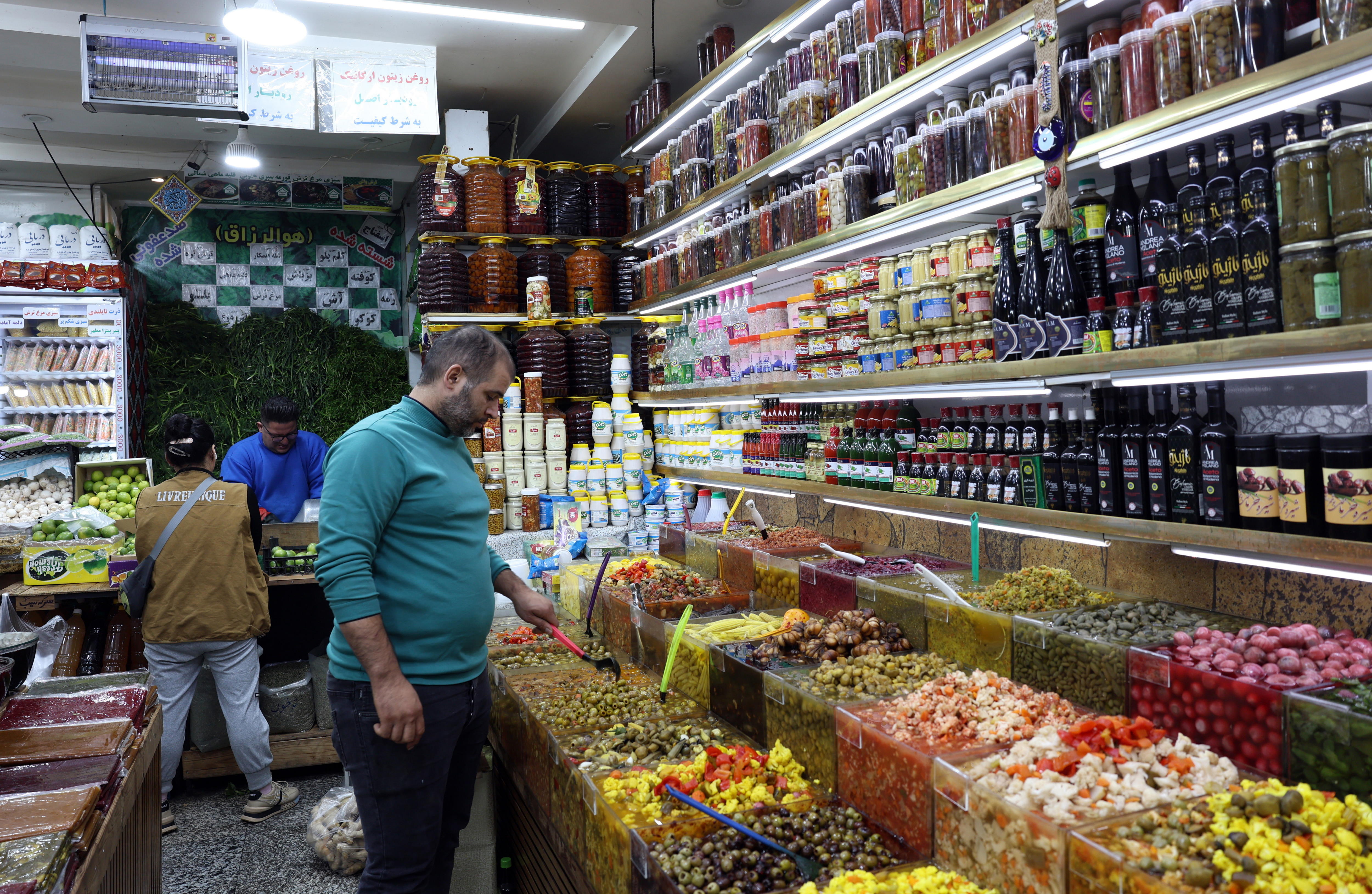 Una tienda de Teherán, Irán, este sábado.