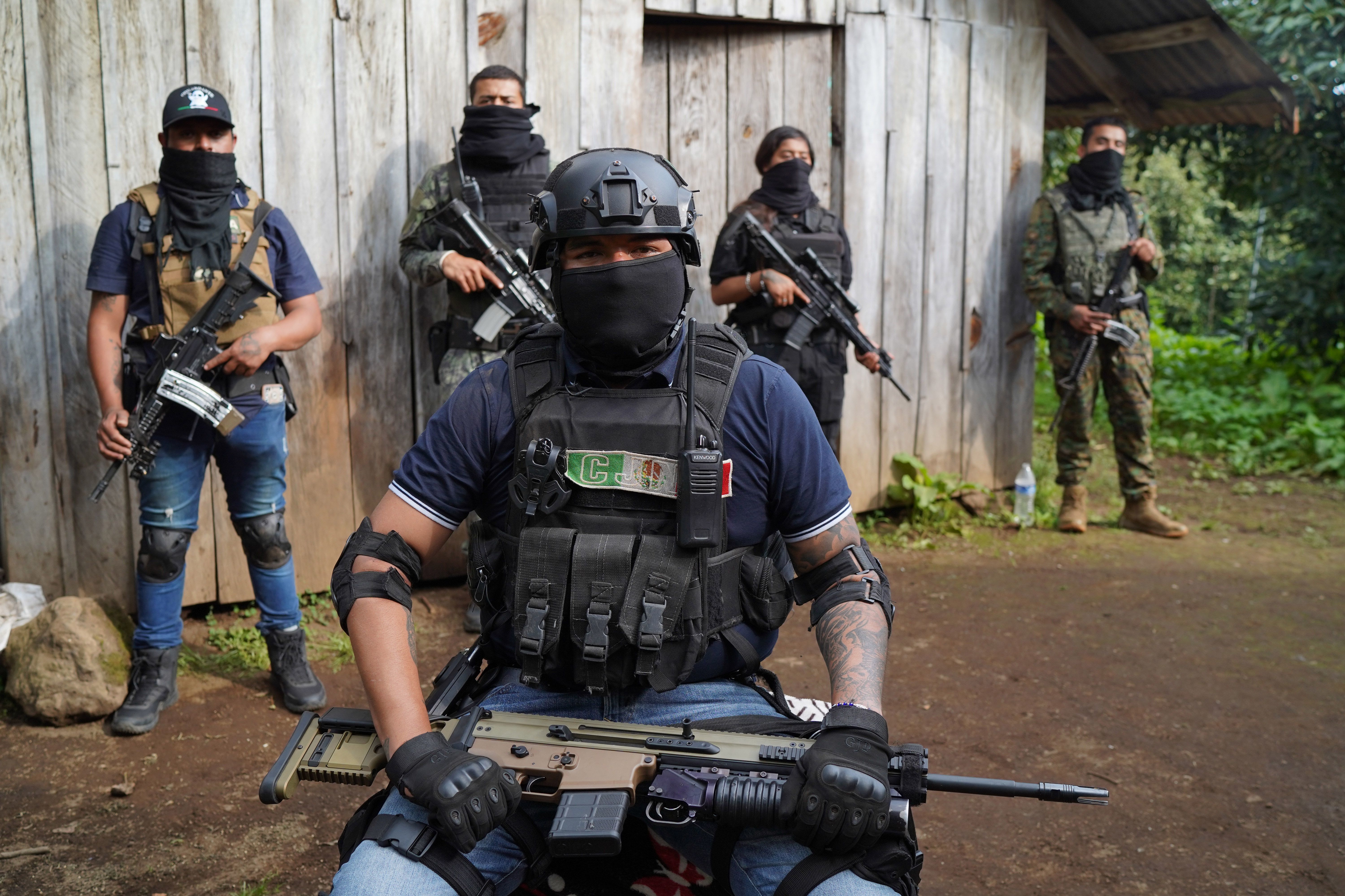 En defensa de Peso Pluma: escuchemos a las juventudes que le cantan al narco  | EL PAÍS México