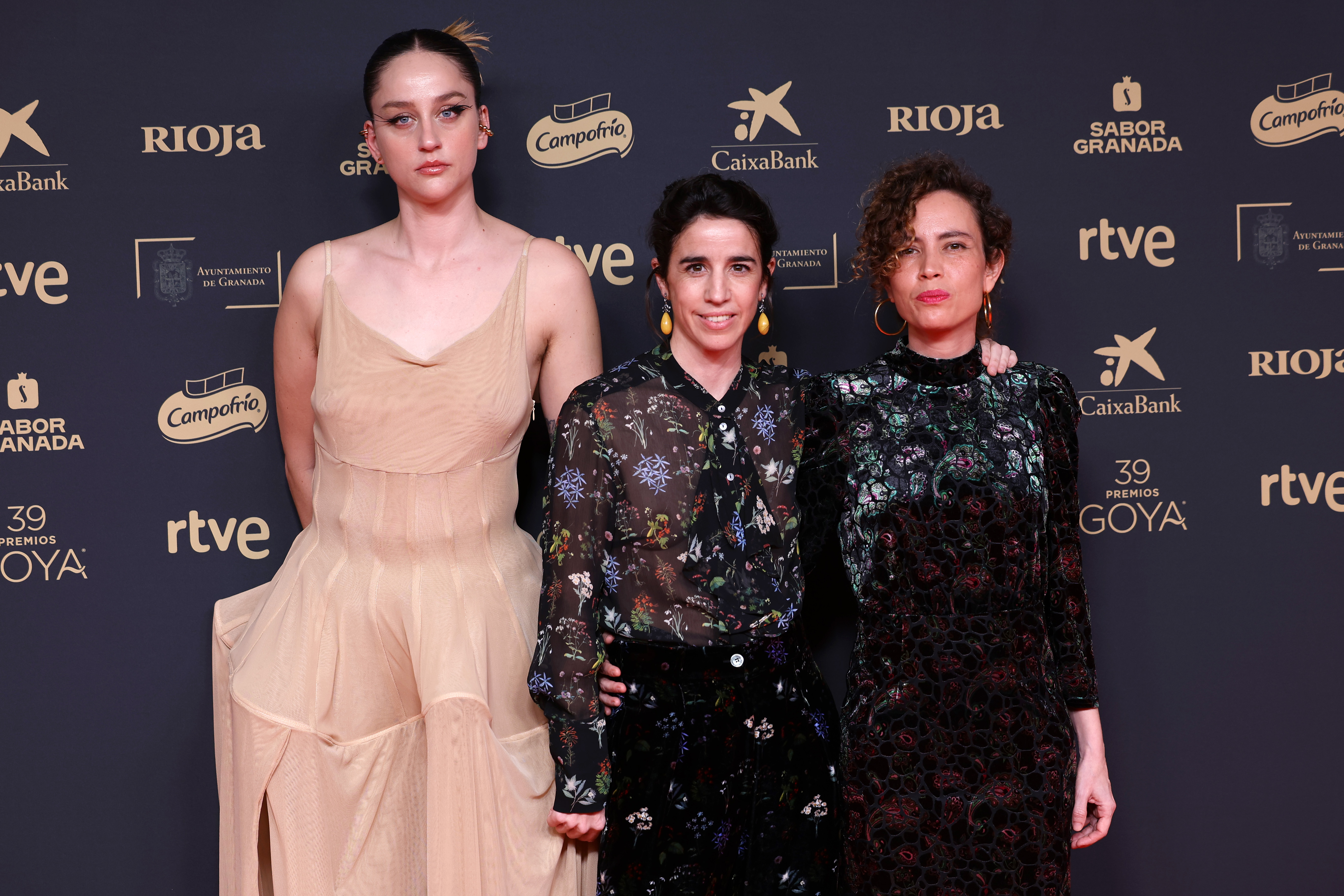 GRANADA, SPAIN - FEBRUARY 08: Laura Weissmahr and Mar Coll attend the red carpet during Goya Cinema Awards 2025 at the Granada Conference & Exhibition Centre on February 08, 2025 in Granada, Spain. (Photo by Pablo Cuadra/Getty Images)