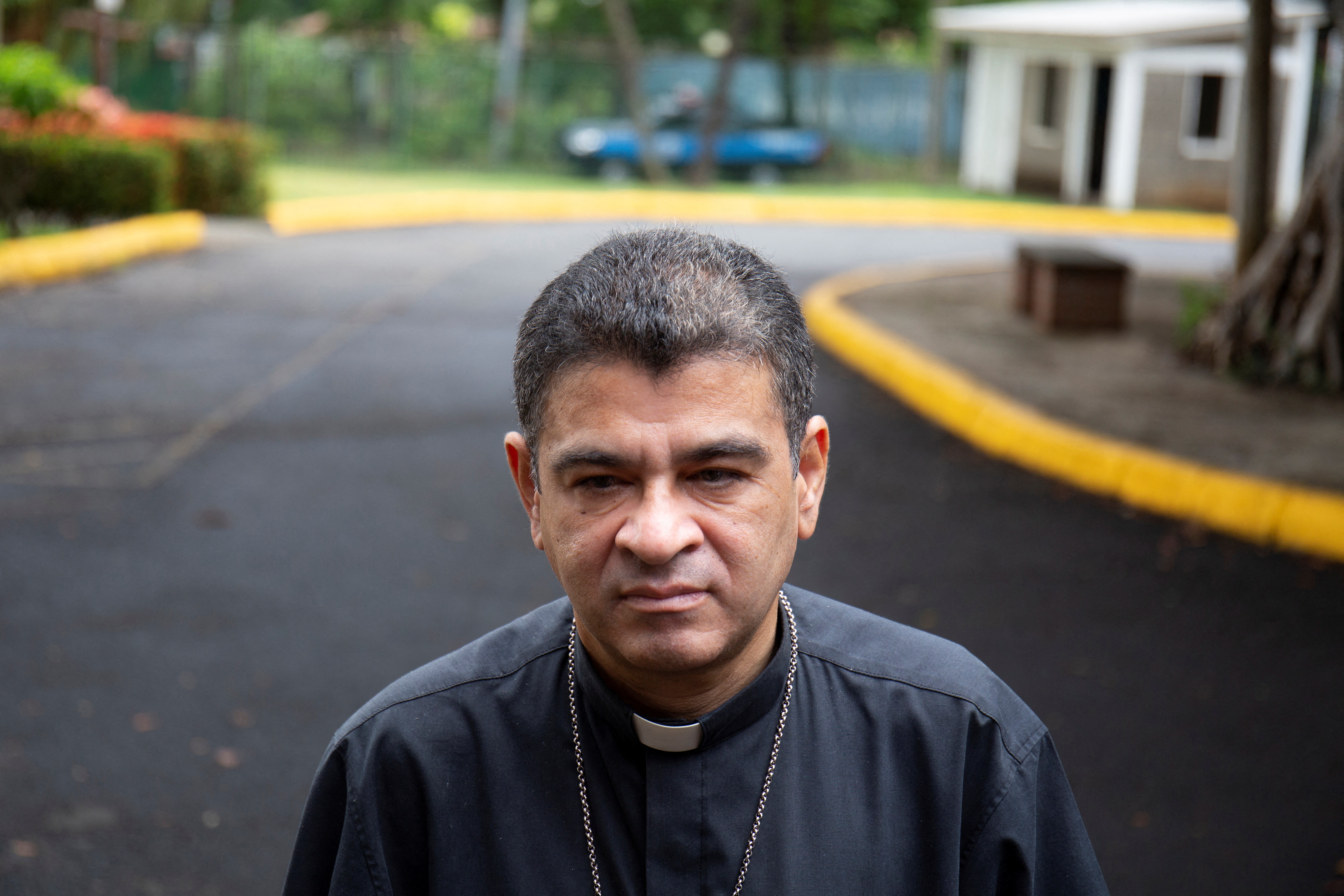 El asedio policial contra el obispo Rolando Álvarez, enemigo declarado de Ortega y Murillo