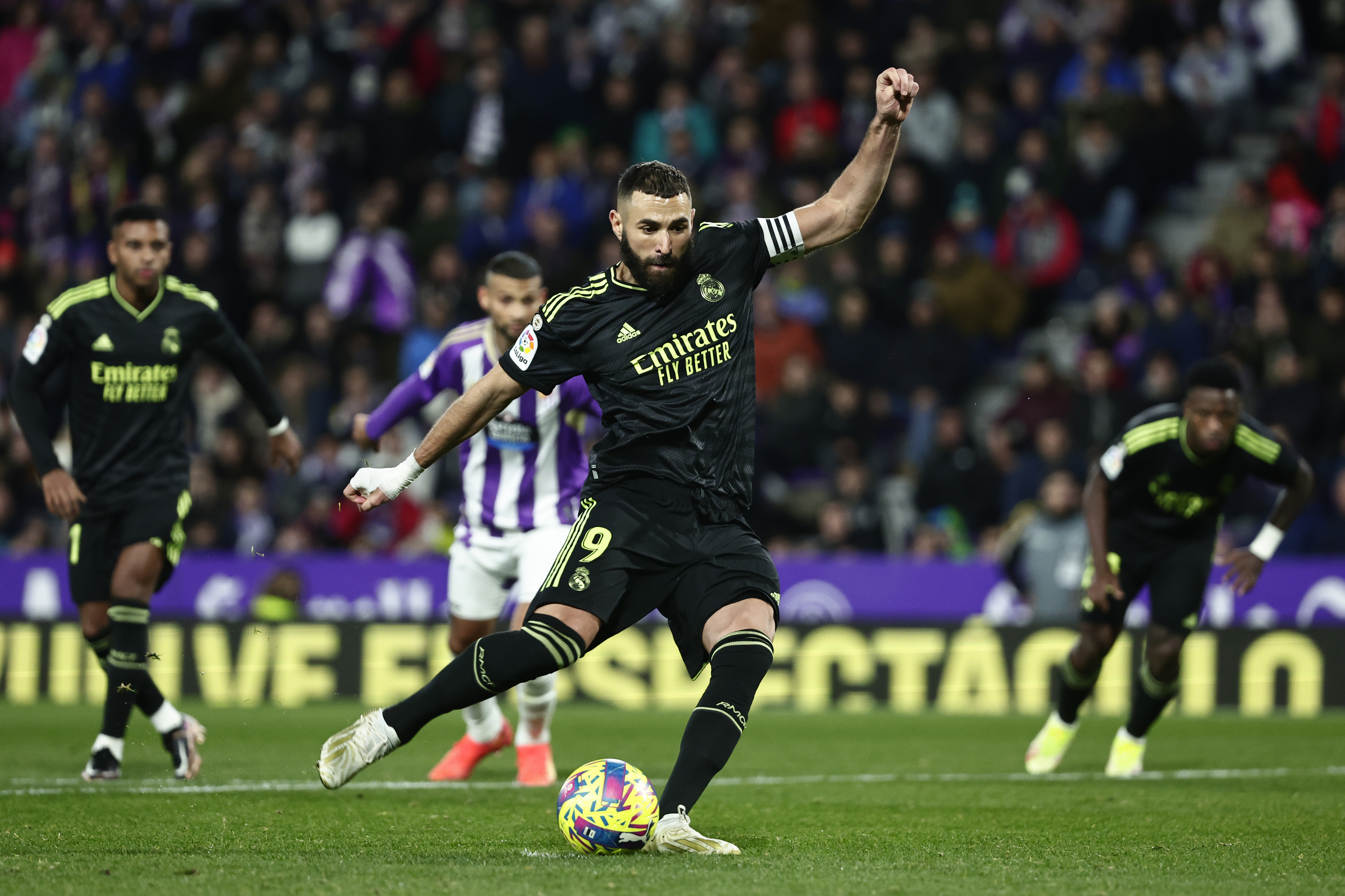 Матч реал мадрид вальядолид. Вальядолид - Реал - 0:2. Real Madrid Valladolid 2-0.