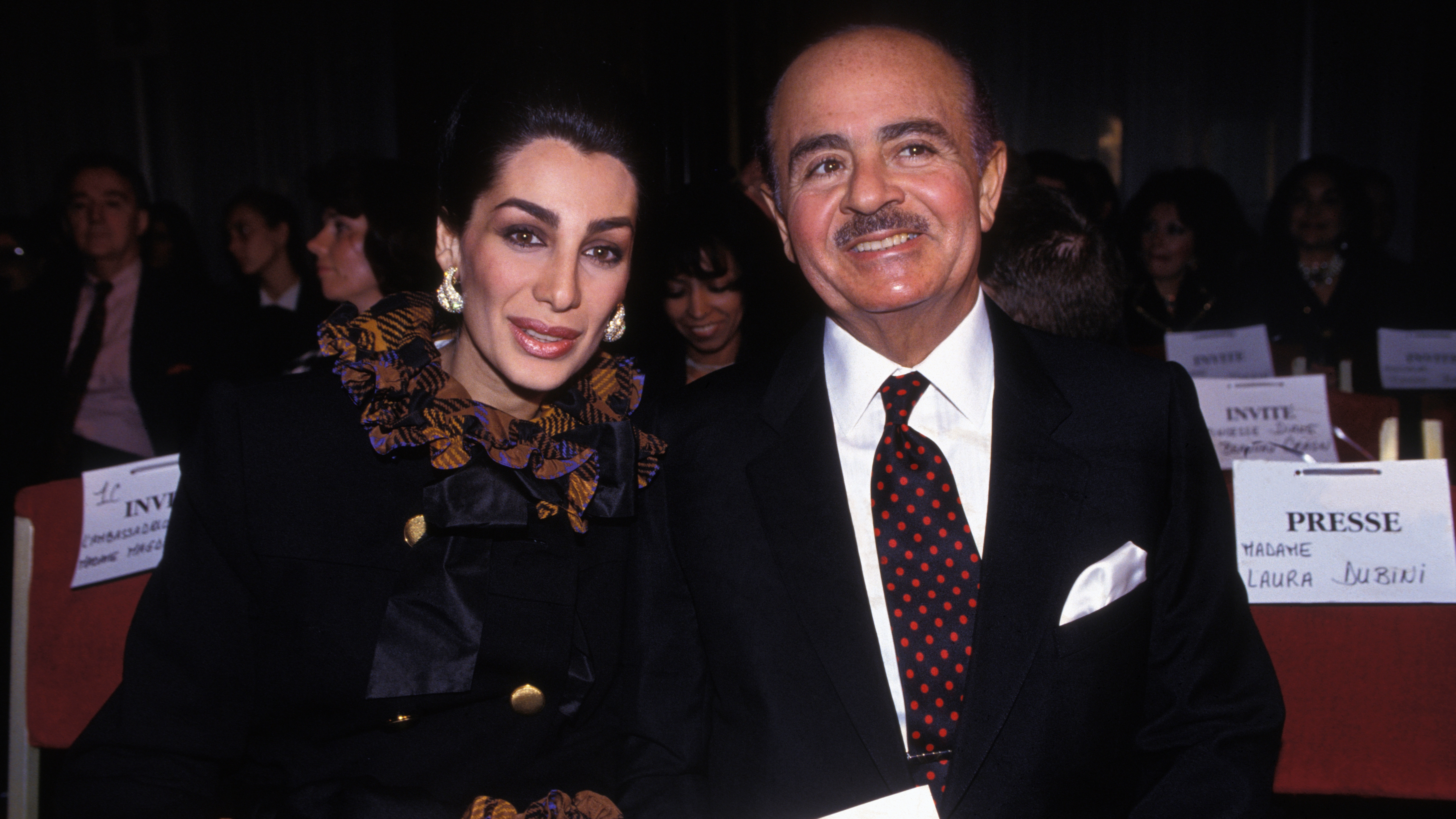 Shahpari Zanganeh y Adnan Khashoggi, en 1992 en París.