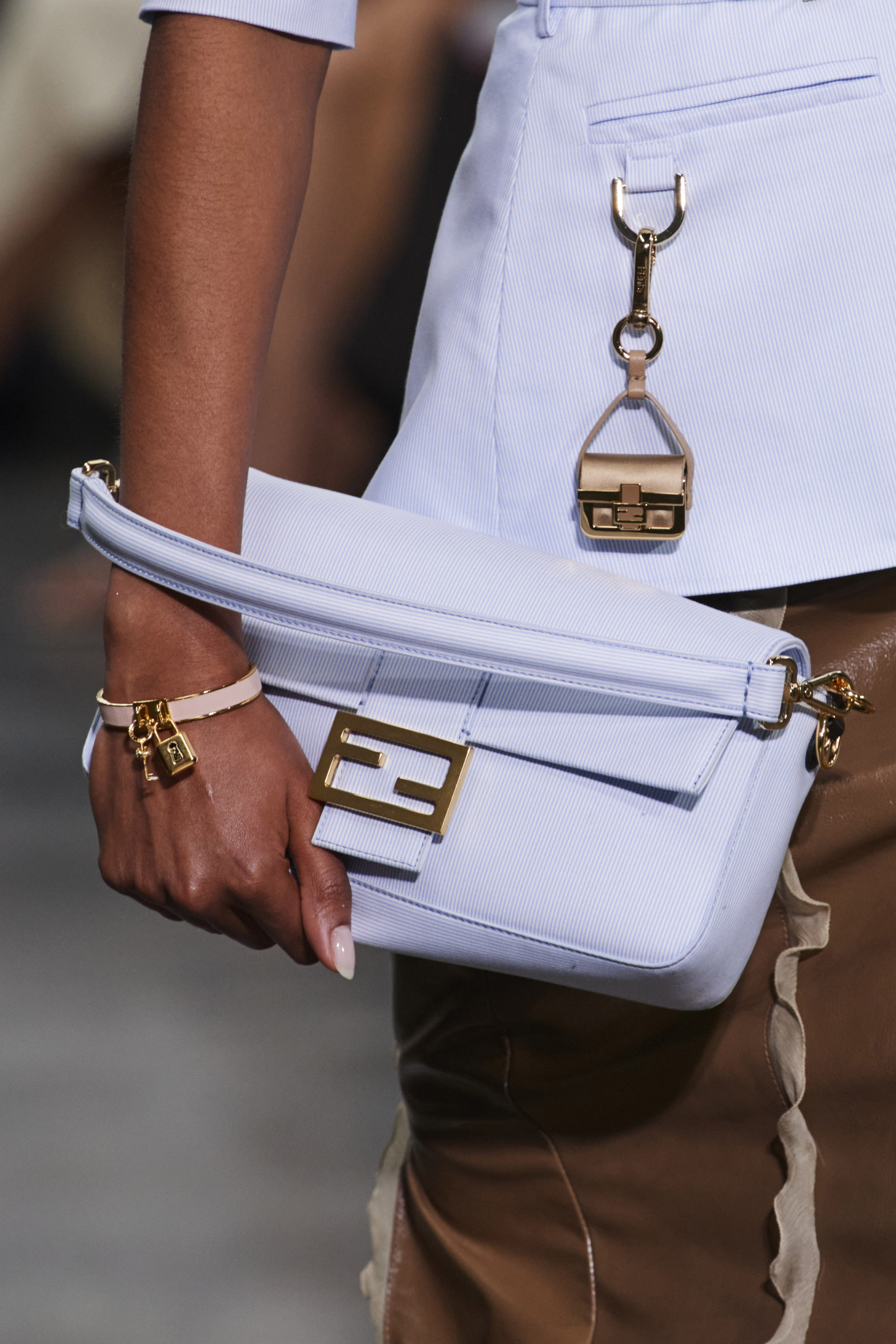 After Moschino, Fendi takes the internet by storm with baguette bag -  Lifestyle News