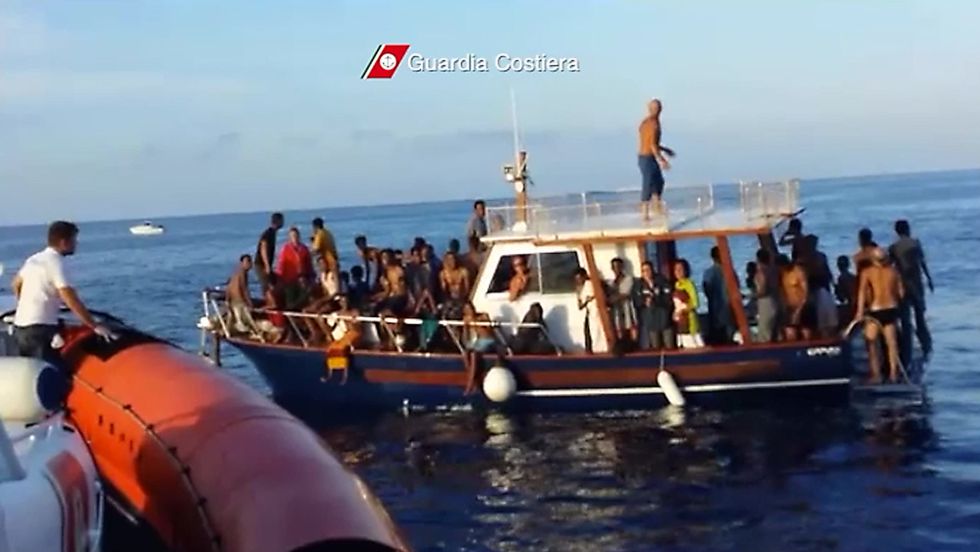 10 años después del naufragio de Lampedusa siguen muriendo muchas personas  en el mar. El día