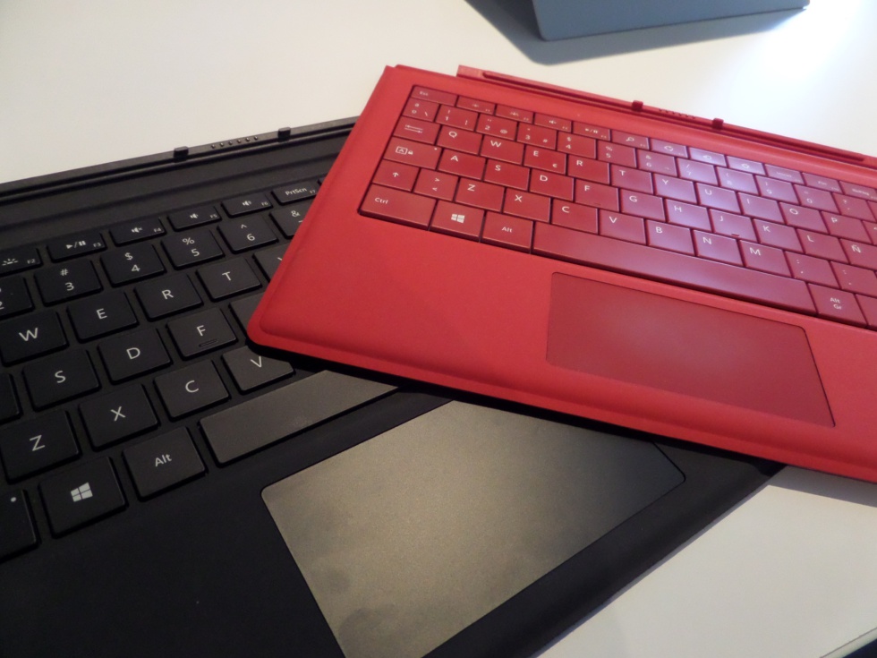 Teclado Microsoft Surface Pro Cover Rojo