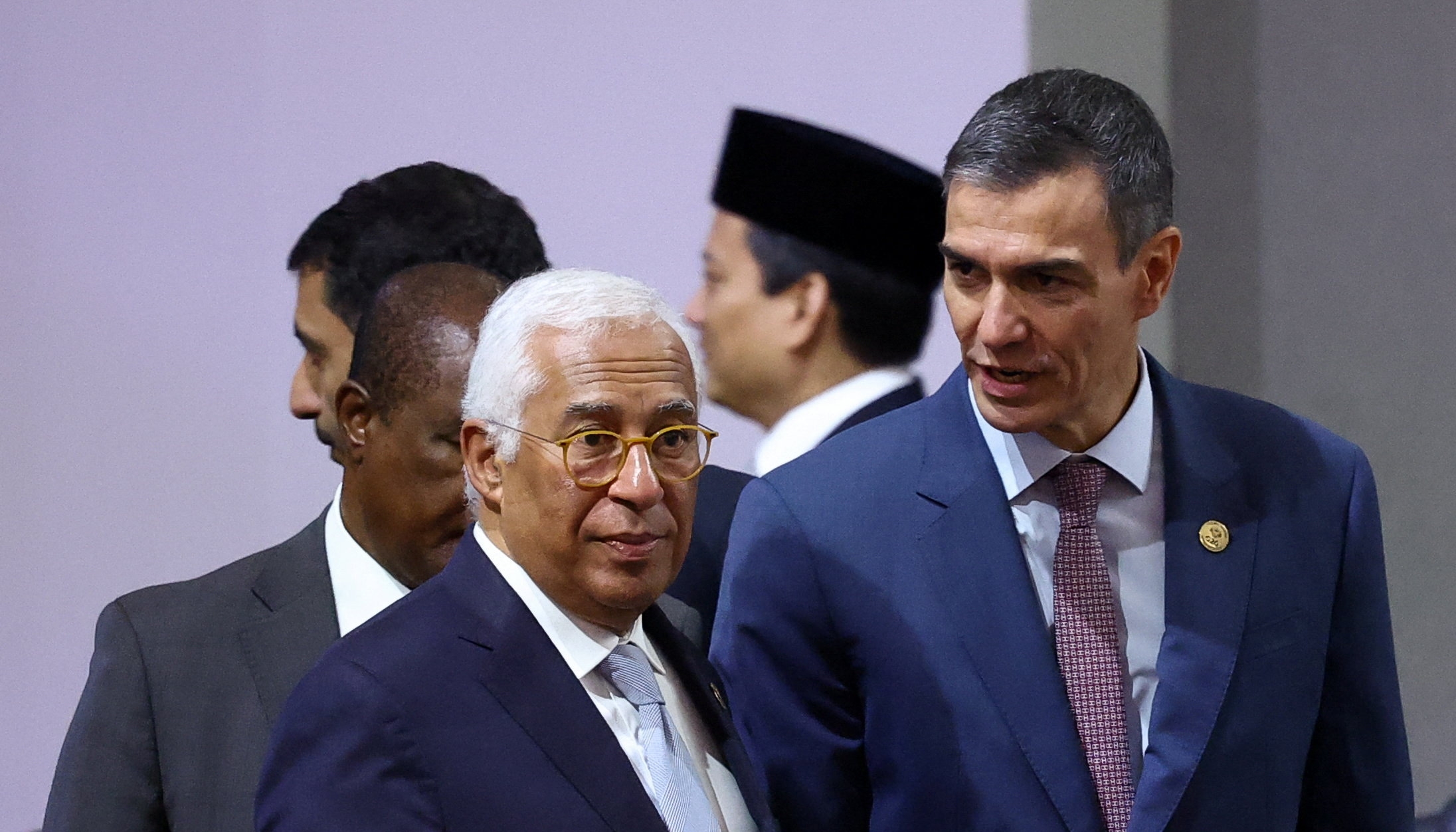 Spain's Prime Minister Pedro Sanchez and European Council President Antonio Costa attend a plenary session on the first day of the G20 Leaders' Summit at the Nasrec Expo Centre in Johannesburg, South Africa, November 22, 2025. REUTERS/Yves Herman