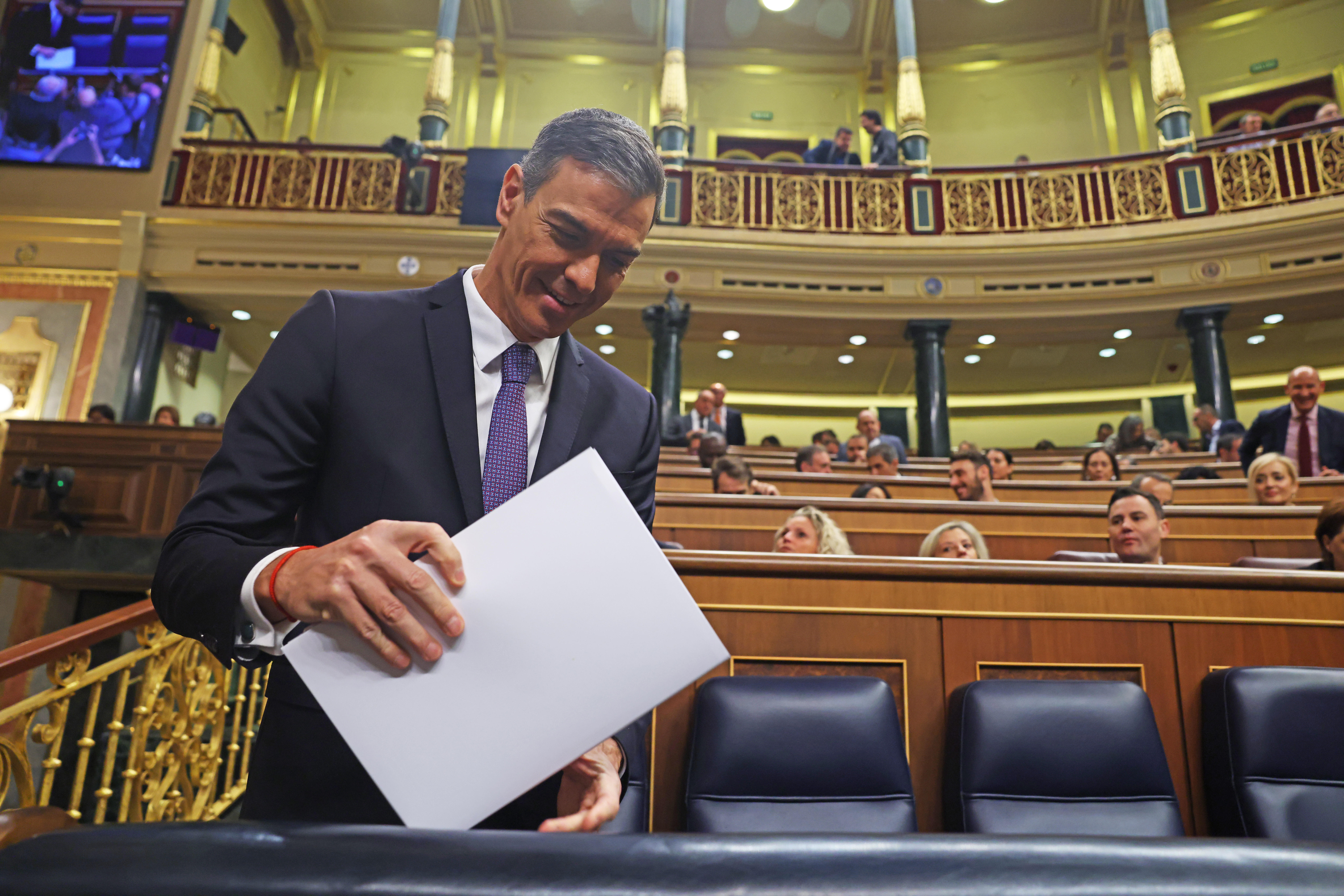 El presidente del Gobierno, Pedro Sánchez, a su llegada la hemiciclo del Congreso este miércoles. 