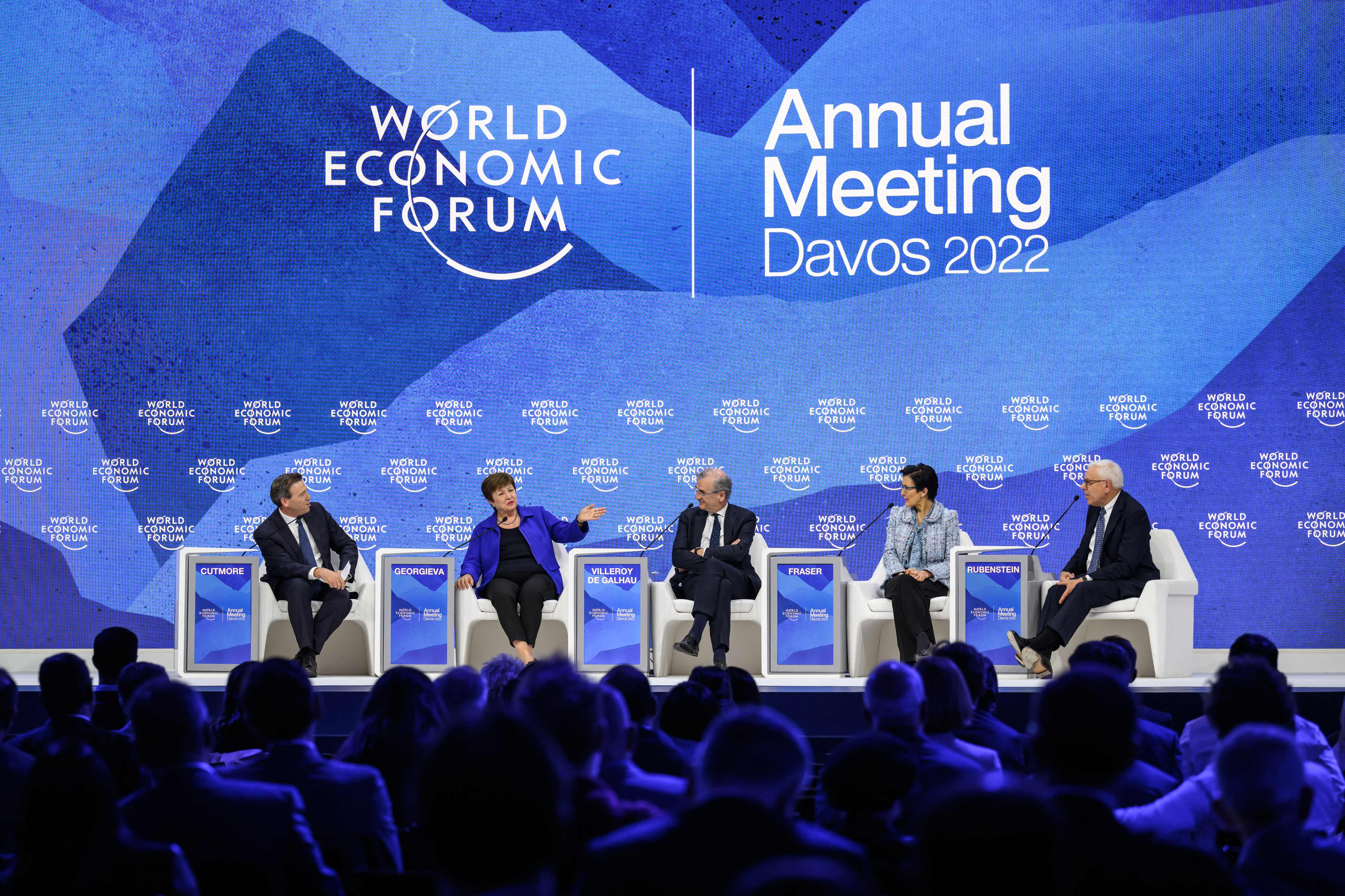 El temor a la recesión se apodera de los ejecutivos del Foro de Davos