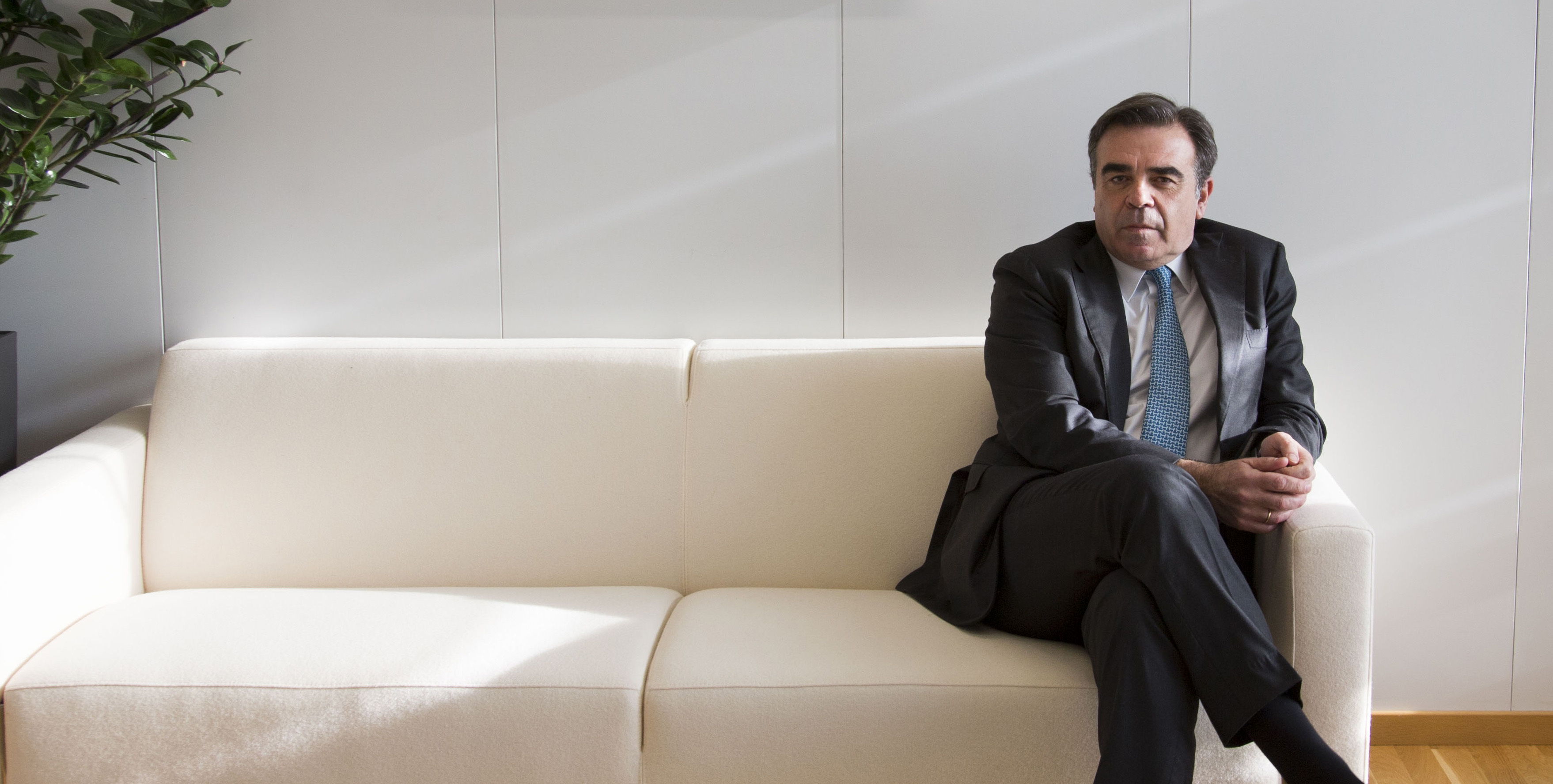 Margaritis Schinas em seu escritório na Comissão Européia. 