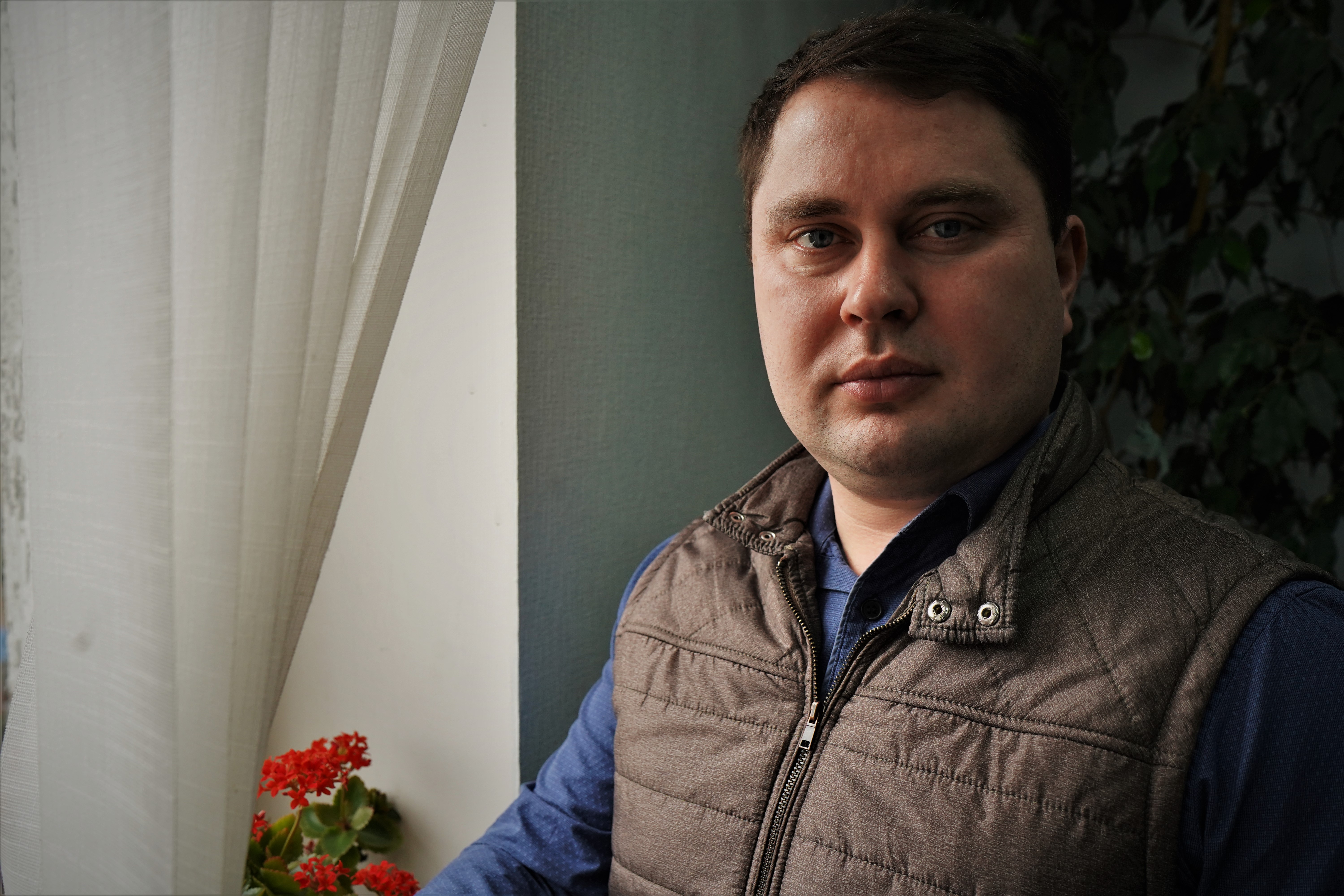 Dr. Anton Dovgopol, chefe de saúde de Irpin e Bucha, em seu escritório. 