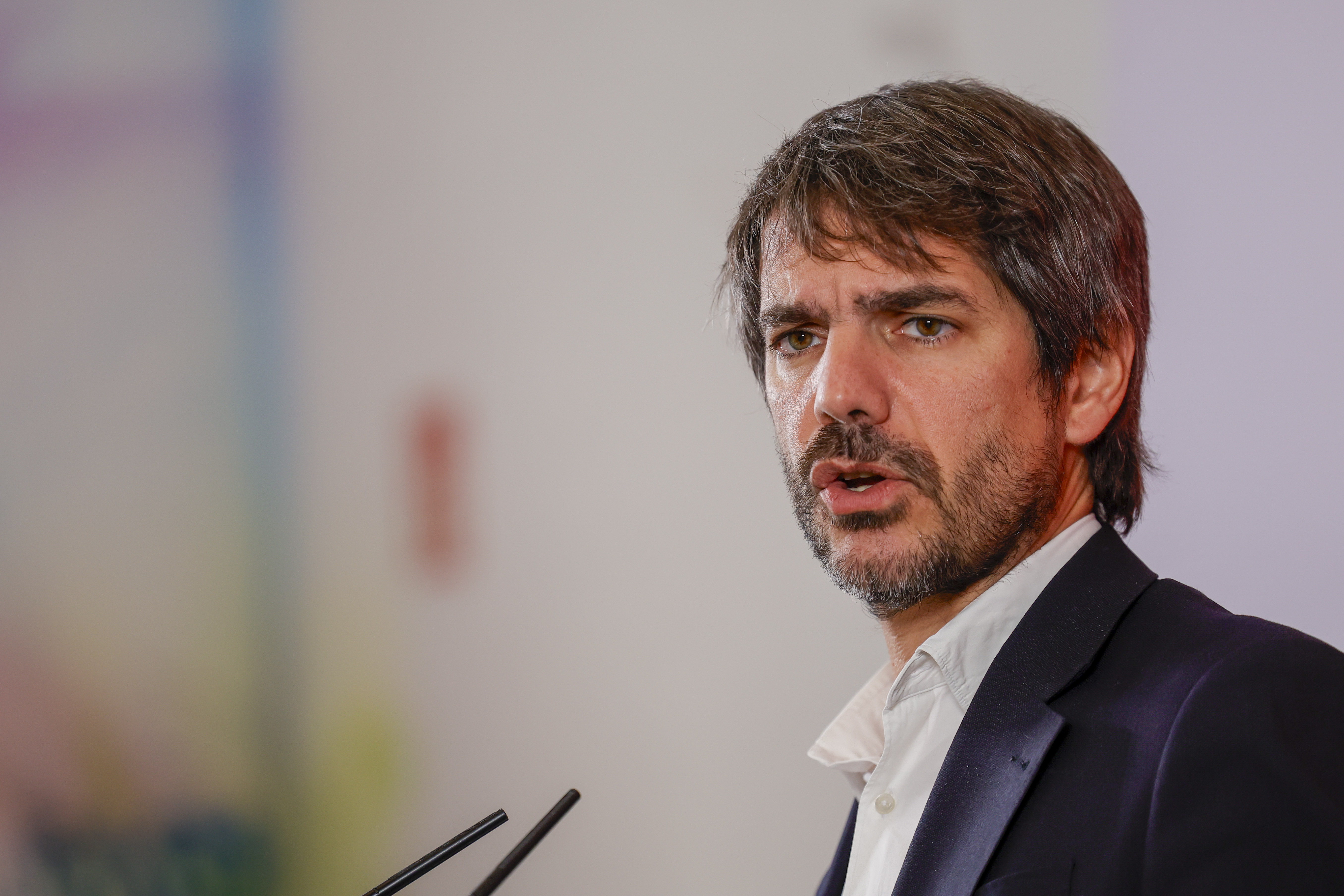 MADRID, 21/07/2025.- El ministro de Cultura y portavoz de Movimiento Sumar, Ernest Urtasun, durante la rueda de prensa que ha ofrecido este lunes en Madrid. EFE/ Zipi Aragon