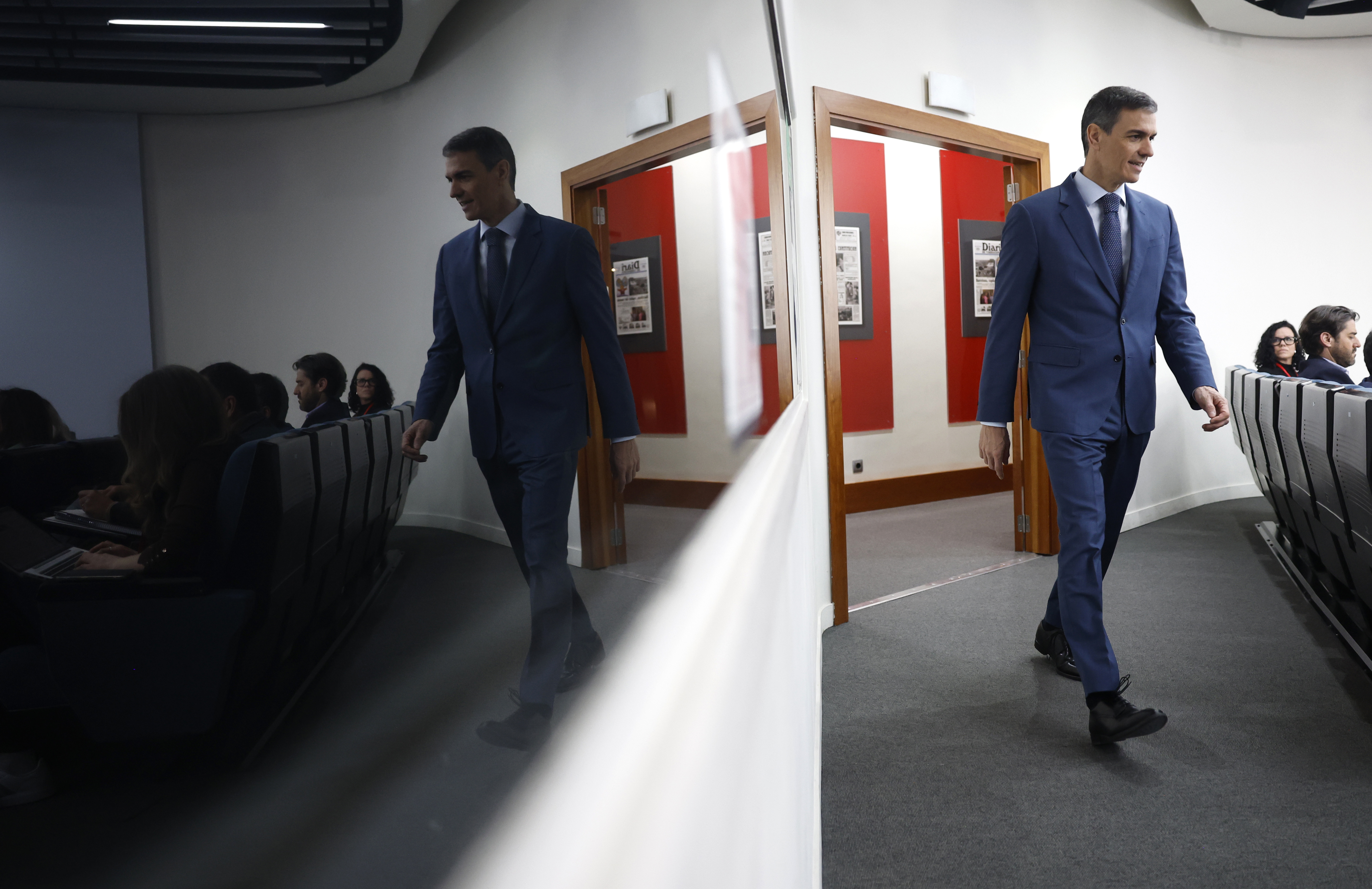 El presidente del Gobierno, Pedro Sánchez, durante su comparecencia este viernes.