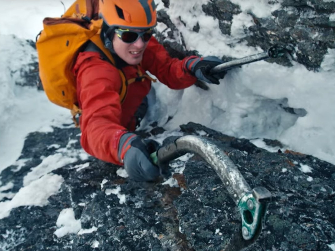 『LES ALPINISTES CELEBRES』LUCIEN MAZENOD LES ALPINISTES CELEBRES by LUCIEN MAZENOD: bon Couverture rigide