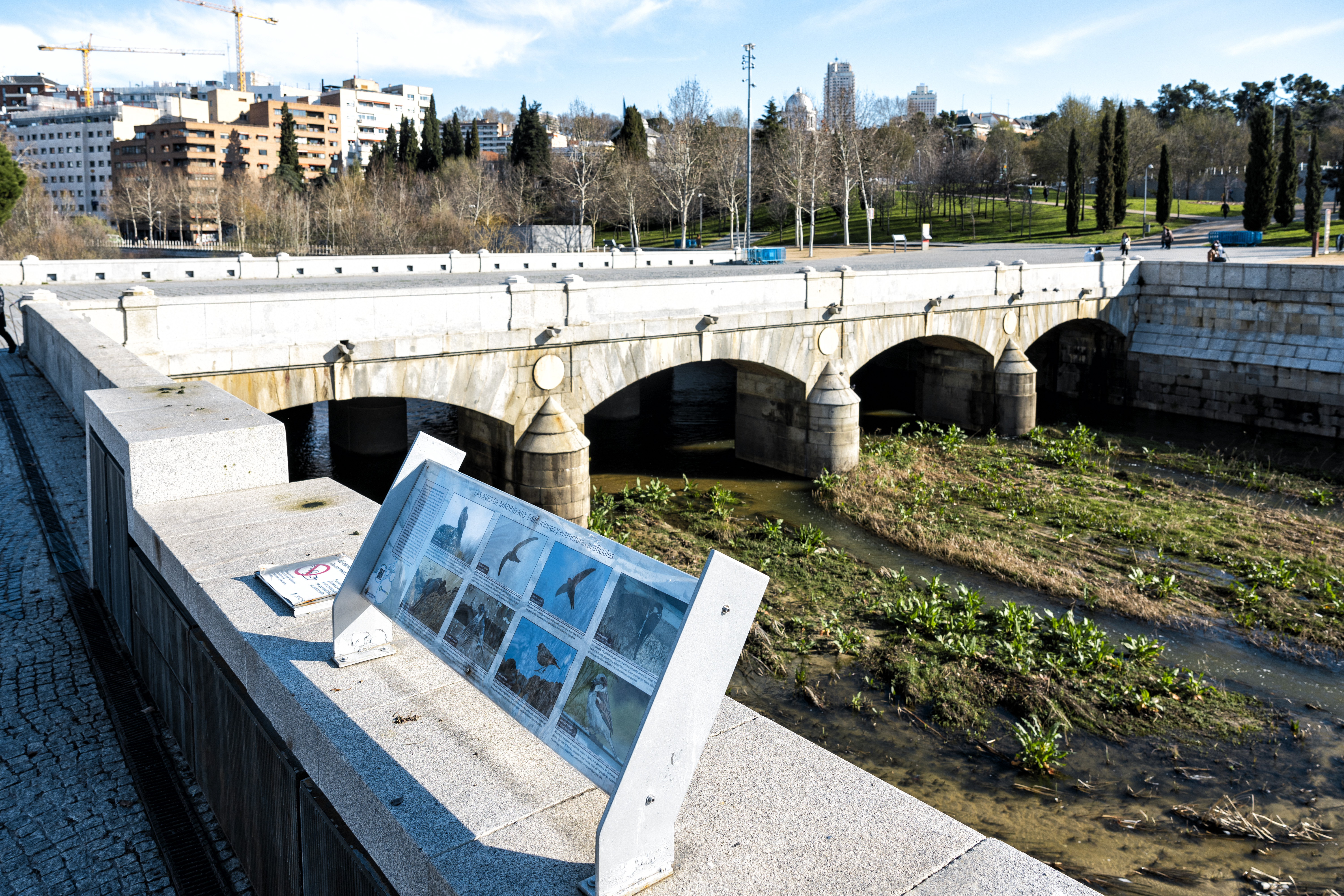 Madrid Río junto al Puente del Rey