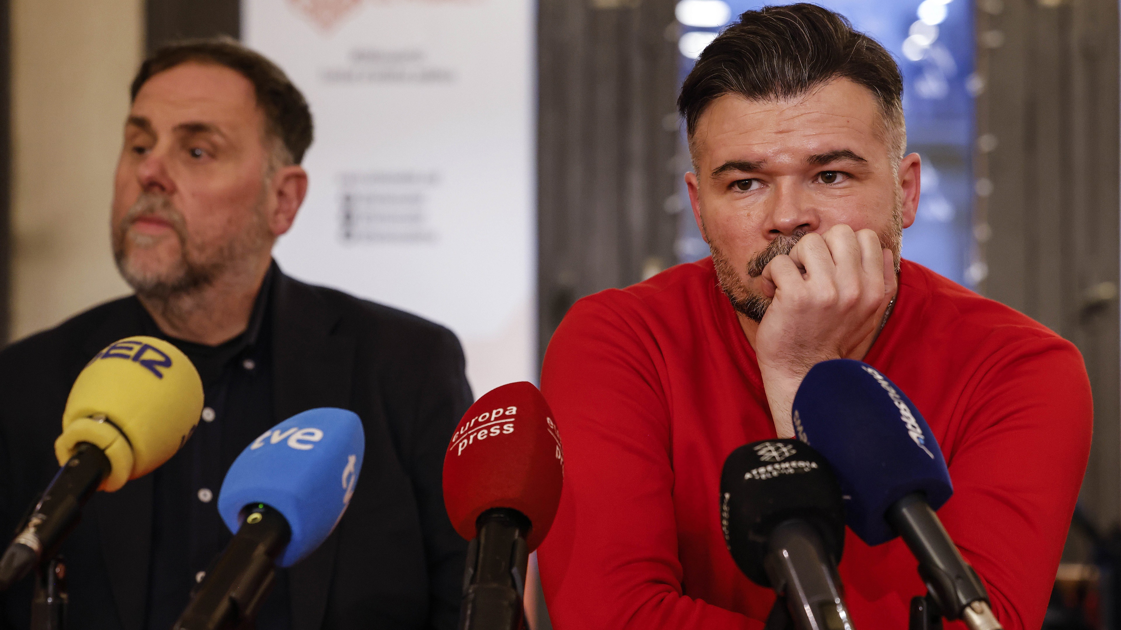 Rufián insta a «que las cúpulas de los partidos tomen la palabra»
