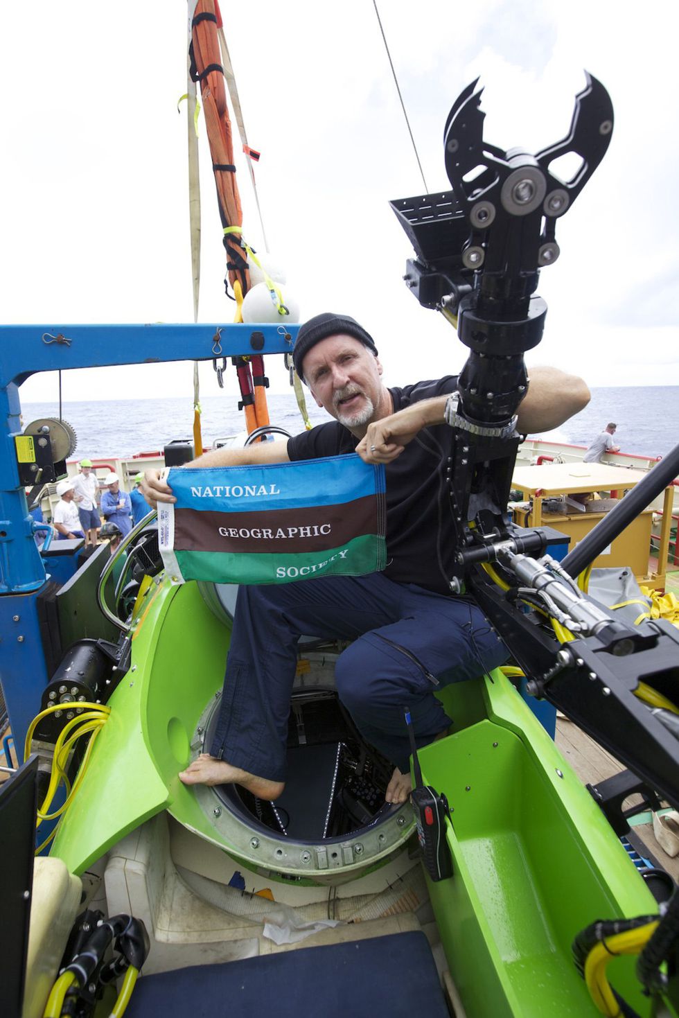 James Cameron desciende a las Marianas