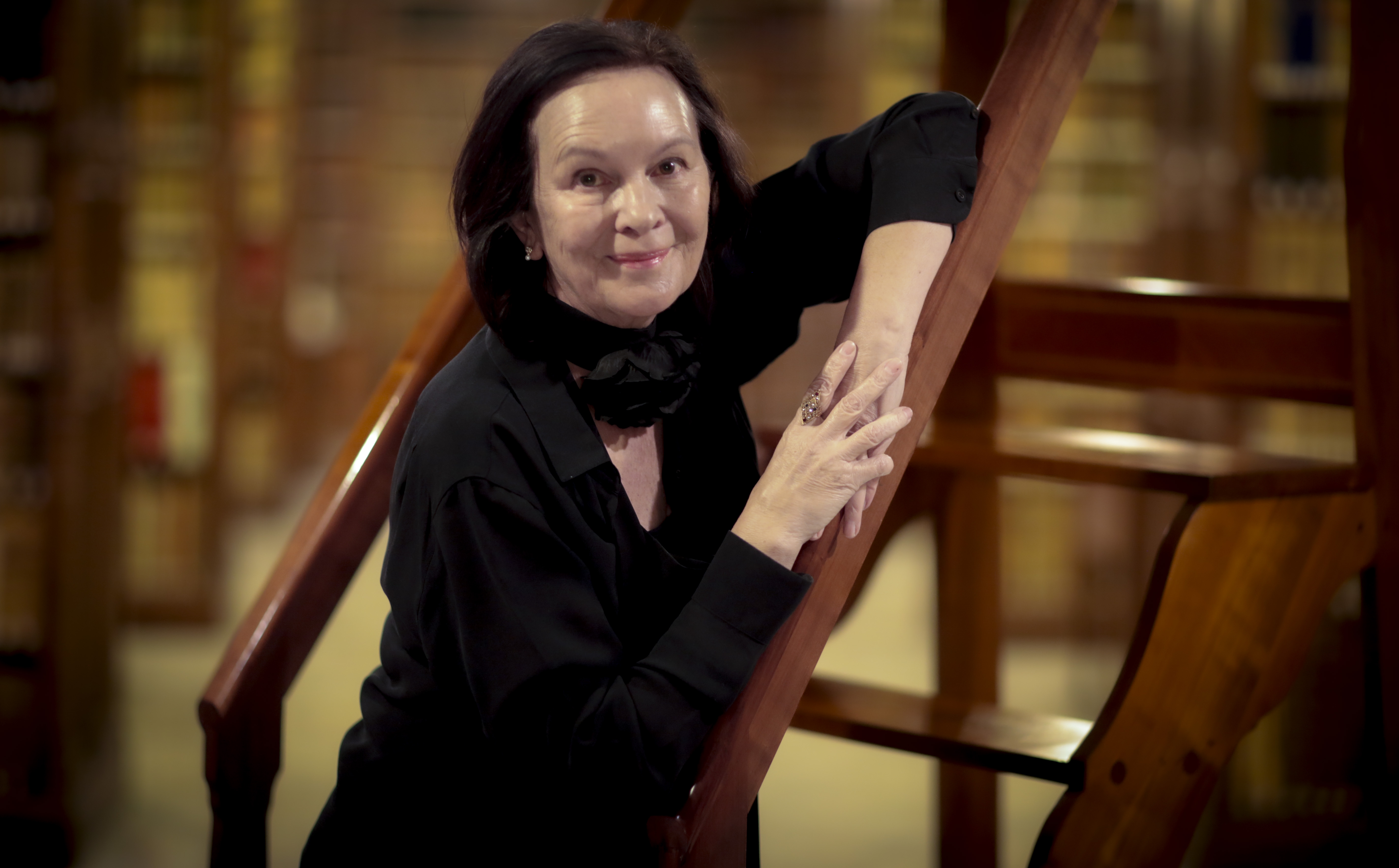 Clara Sanchez, el martes 7 de noviembre de 2023, en la biblioteca de la Real Academia Española.