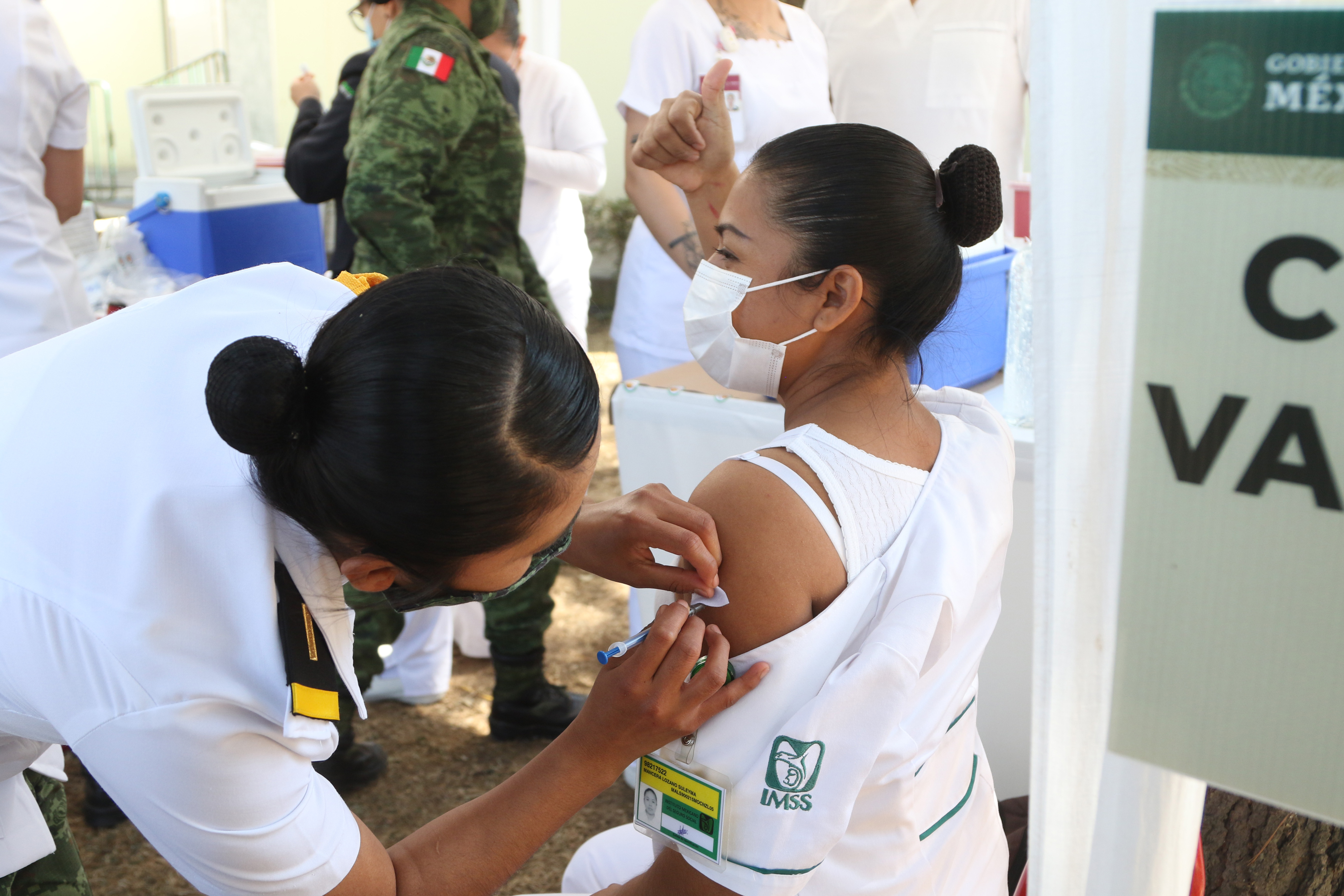 México autoriza la primera vacuna contra la covid-19 para adolescentes