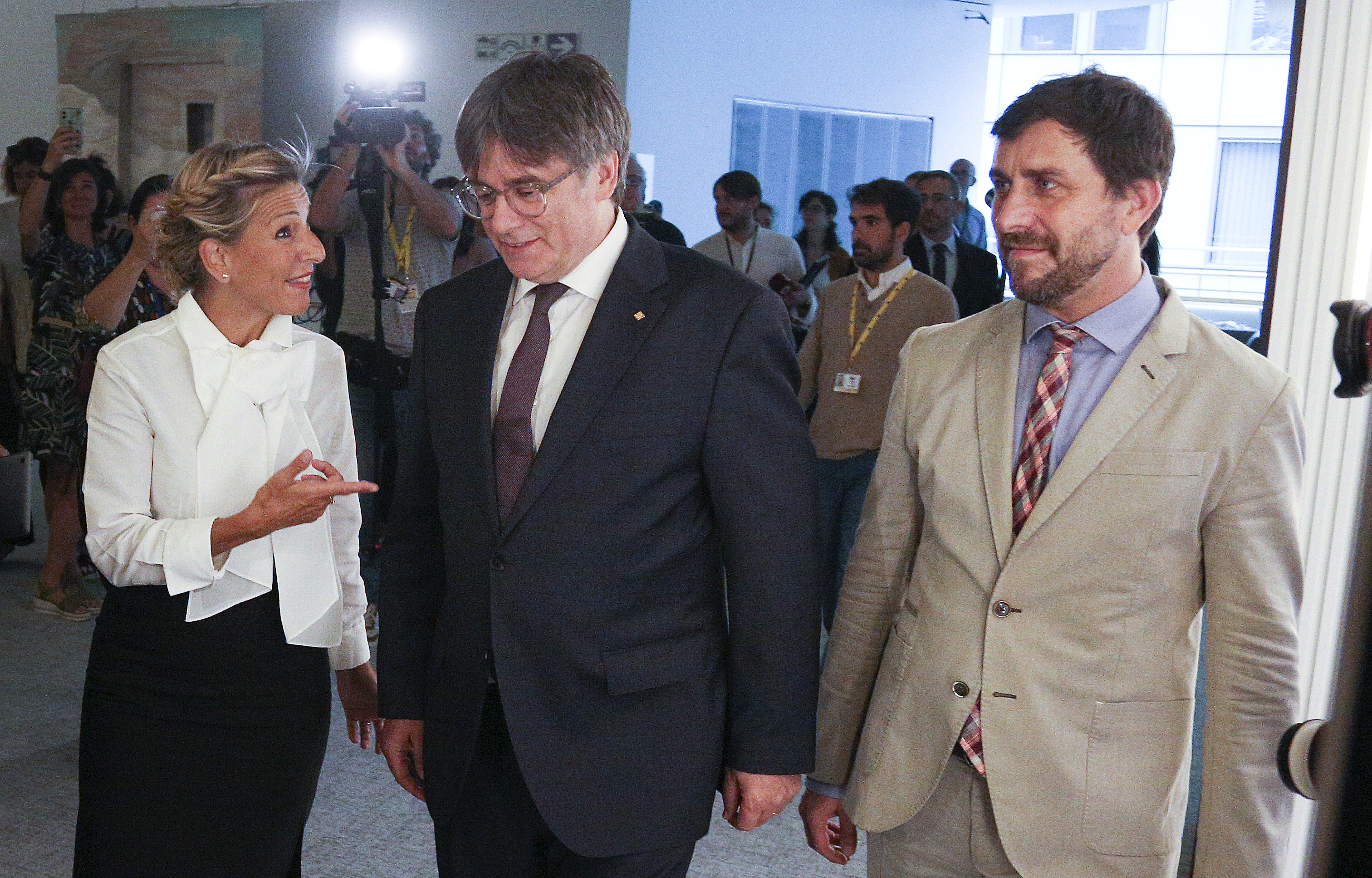 La negociación de la investidura enreda a Puigdemont con su ‘Gobierno’ paralelo