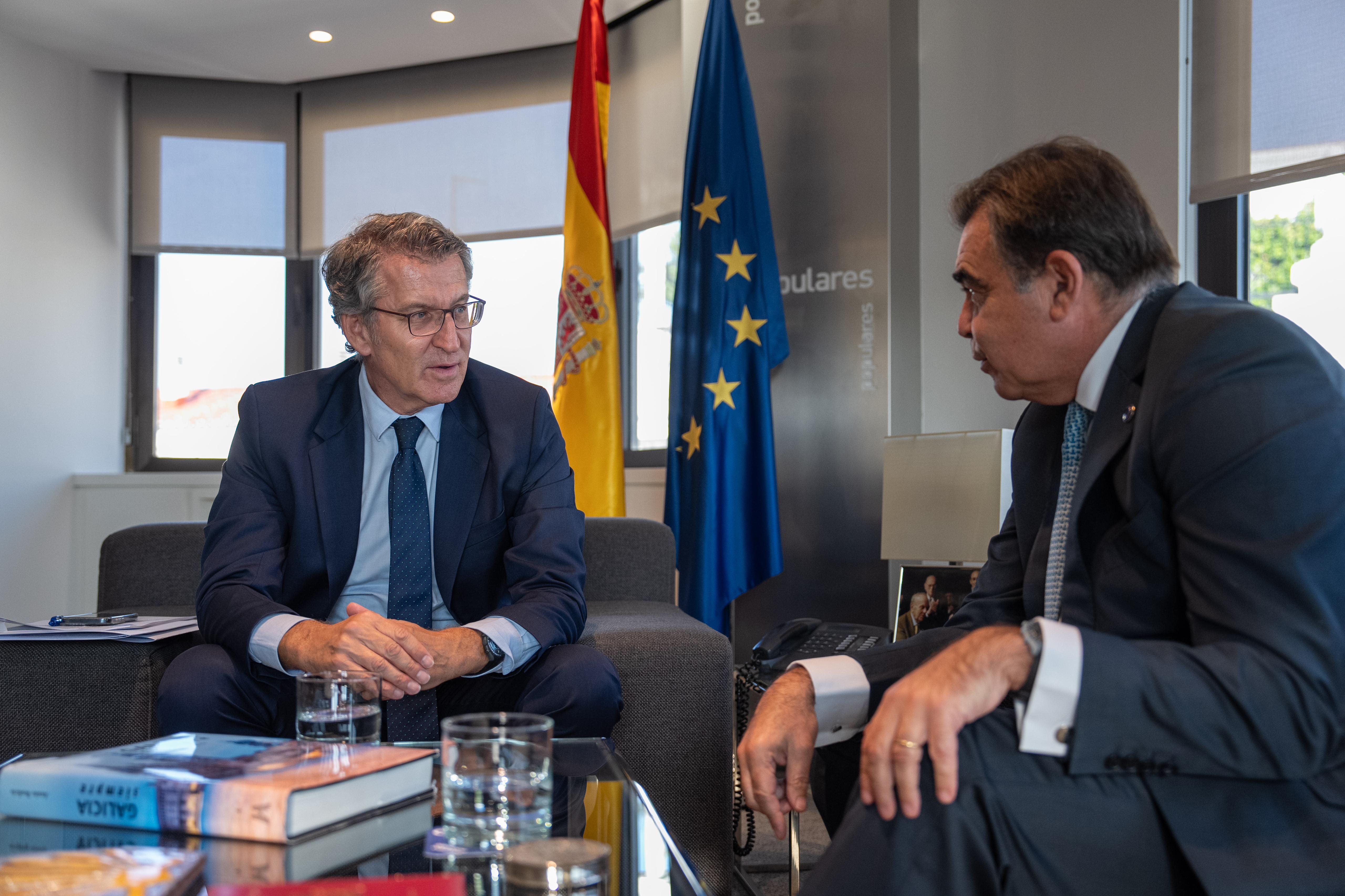 Feij se rene con el vicepresidente de la Comisin Europea y le pide que evale urgentemente la situacin de Canarias, Ceuta y Melilla