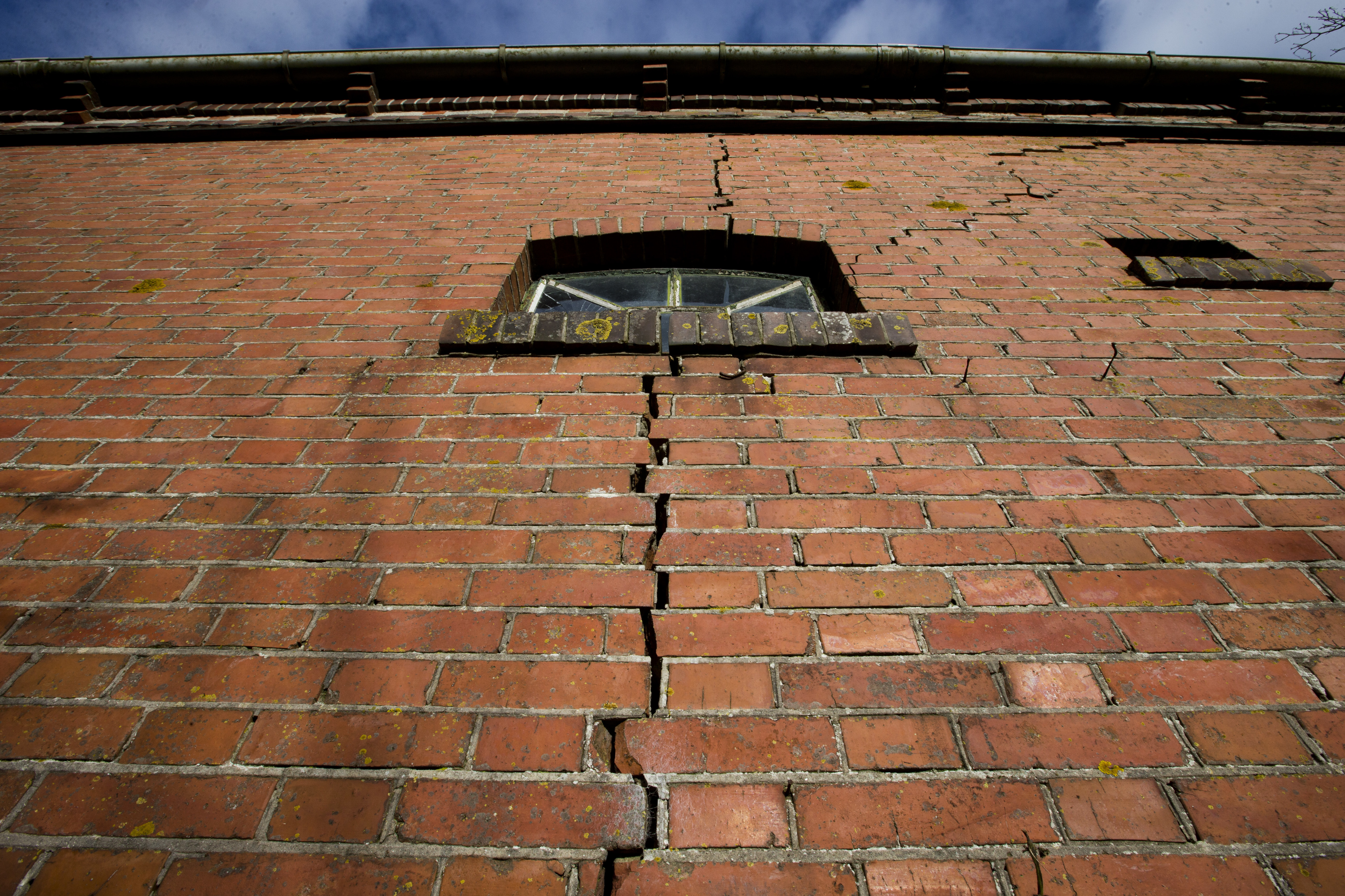 Países Bajos se despide de su joya gasística entre temblores