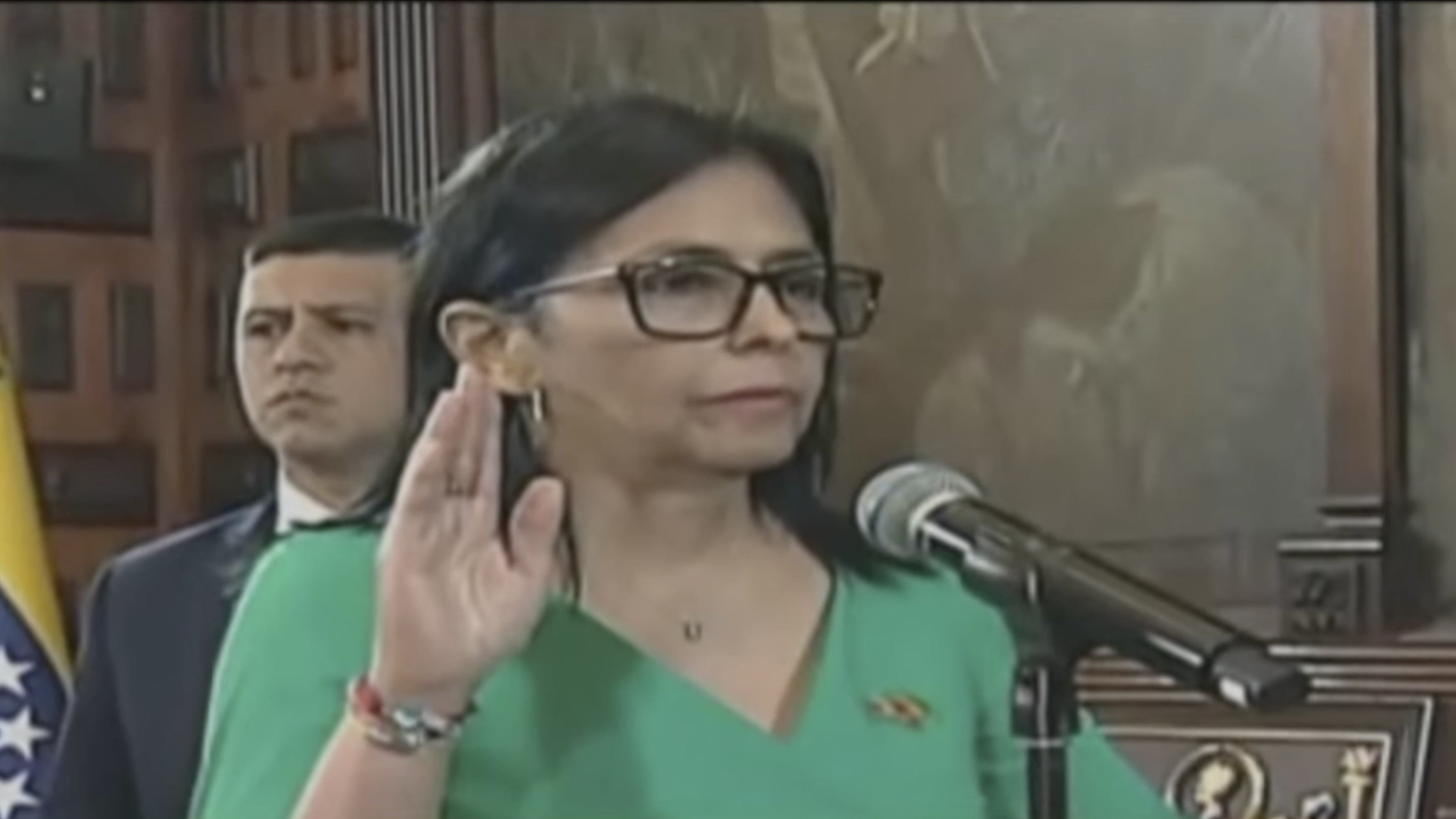 Delcy Rodríguez rinde protesta como presidenta de Venezuela, este lunes.