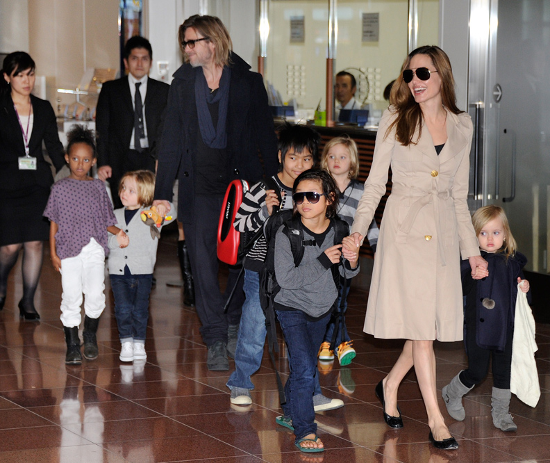 Angelina Jolie Amenaza Con Mudarse A Londres En Su Guerra Con Brad Pitt Gente El Pais