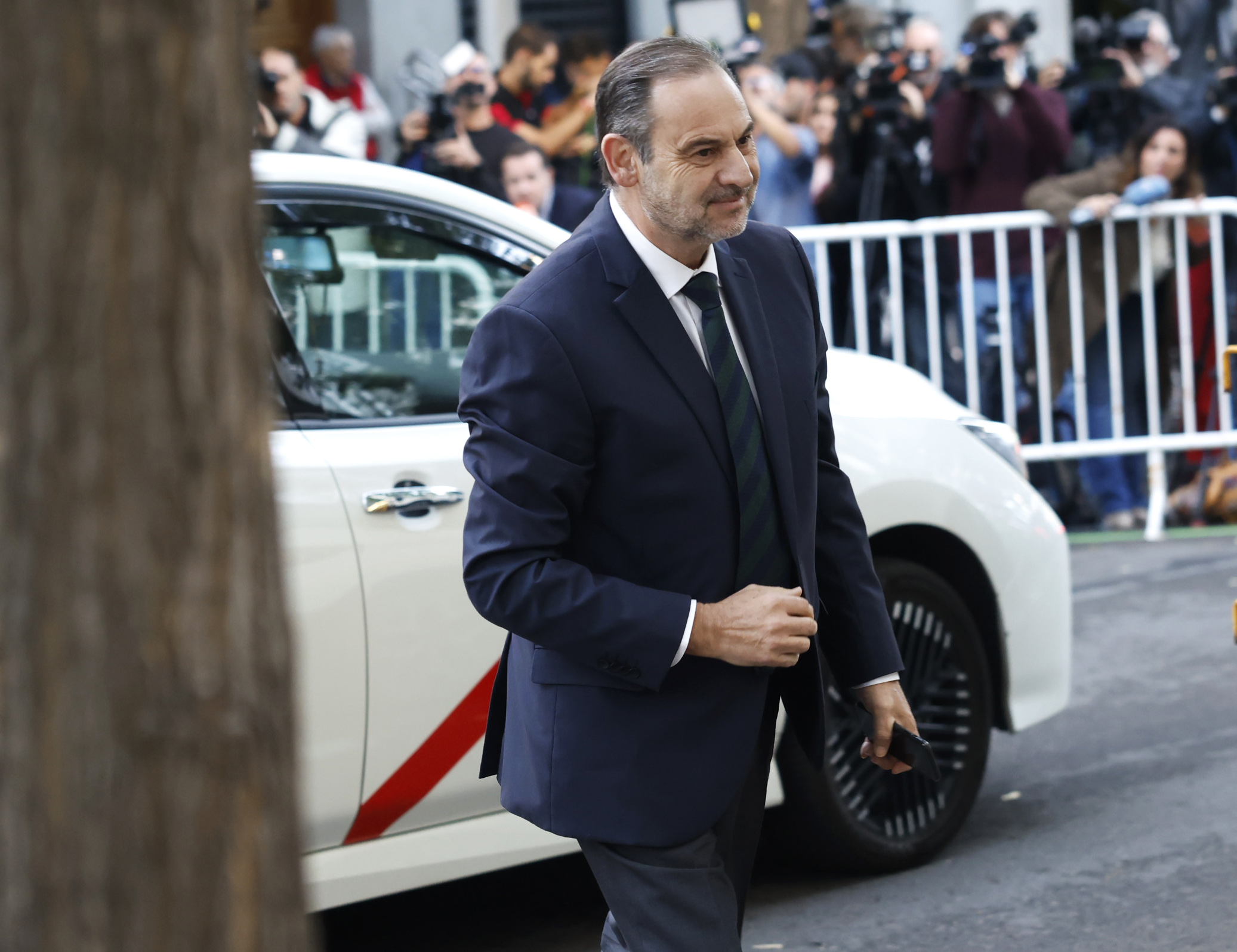 Dvd 1288 (15-10-25). El exministro José Luis Ábalos, a su llegada al Tribunal Supremo de Madrid que le investiga por corrupción.