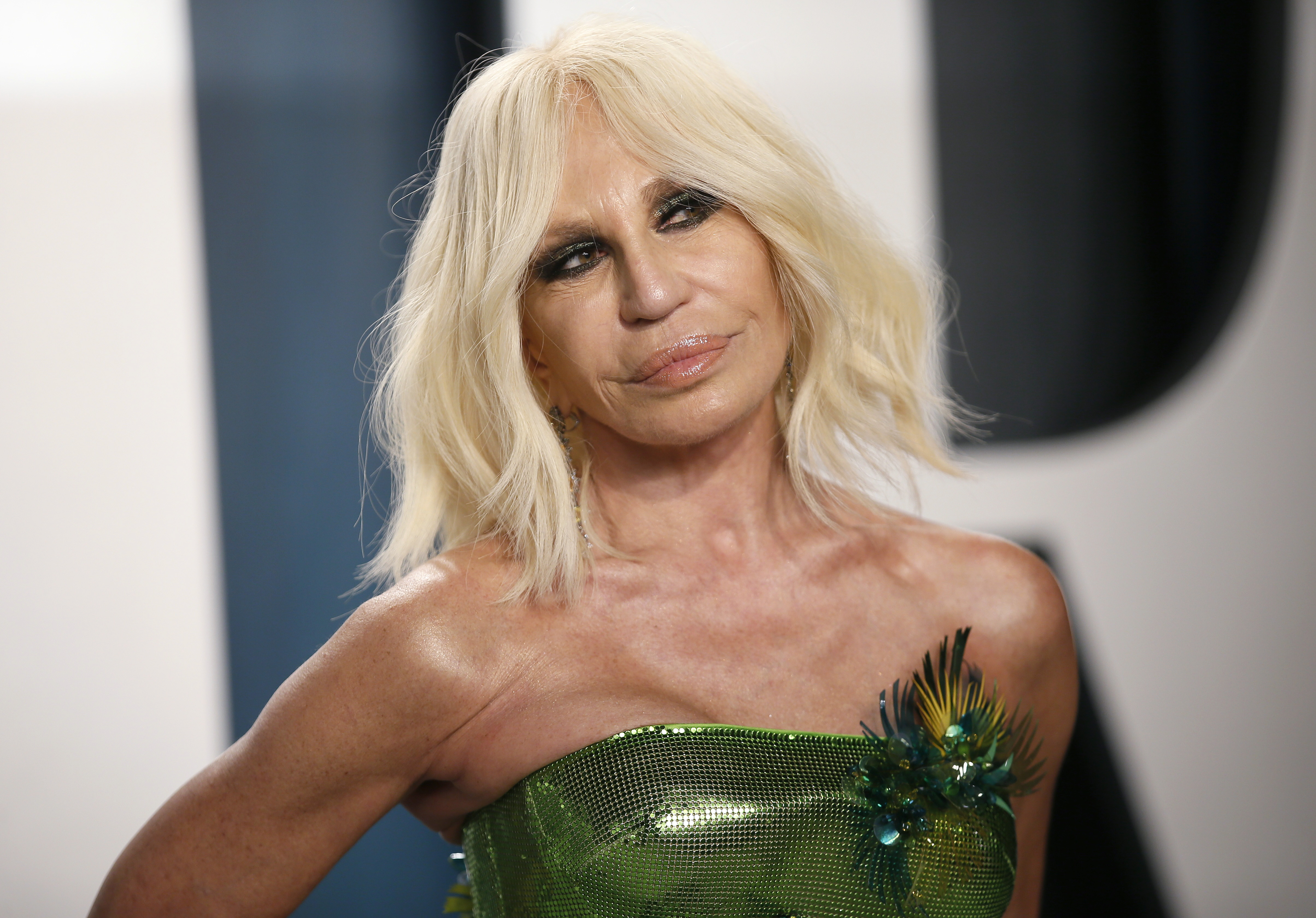 Donatella Versace, 65 años de gloria y tragedia Gente EL PAÍS.