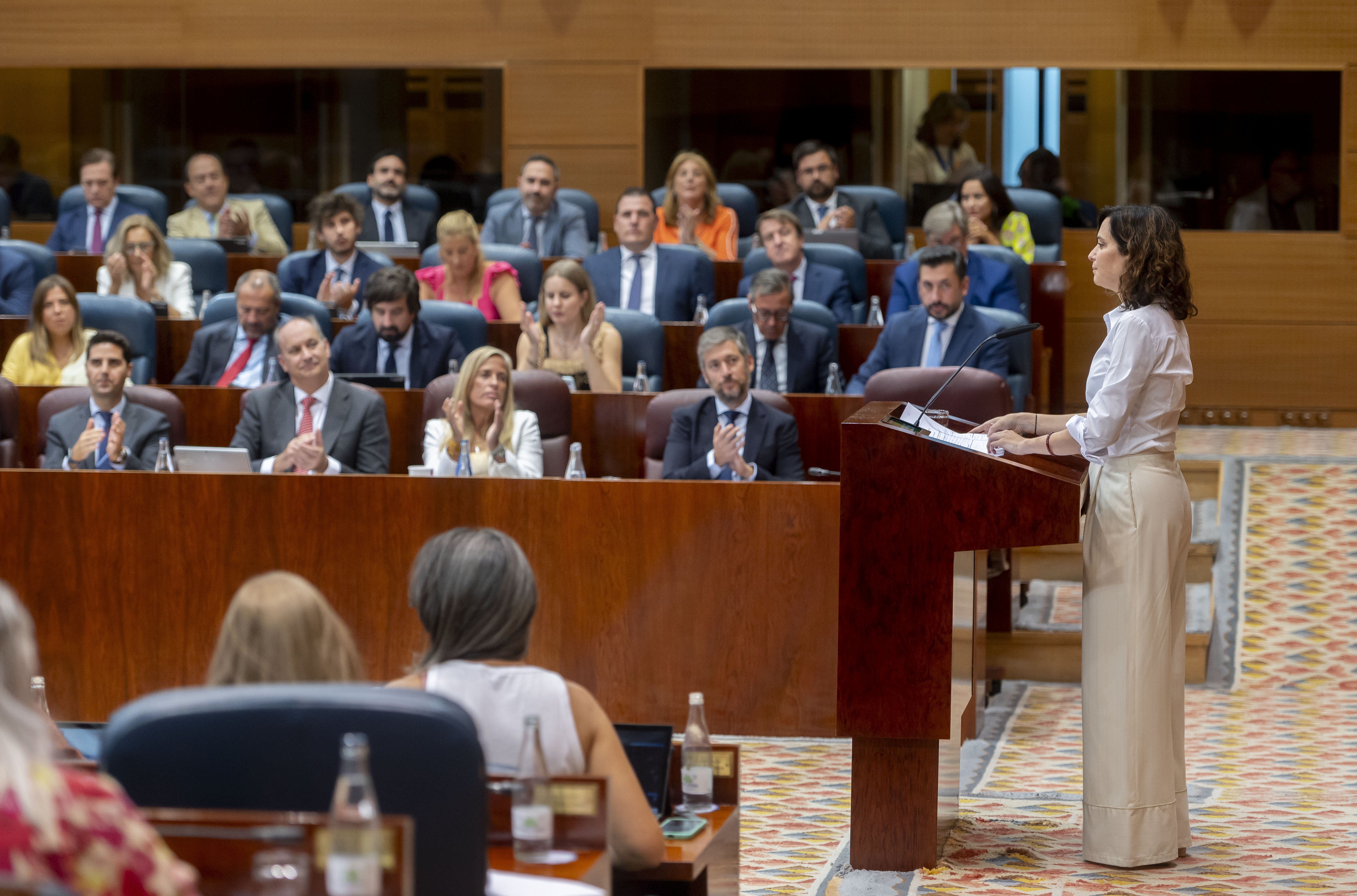 La presidenta de la Comunidad de Madrid, Isabel Díaz Ayuso, interviene durante el segundo día del Debate sobre el Estado de la Región, en la Asamblea de Madrid, a 12 de septiembre de 2025, en Madrid (España). La Asamblea de Madrid acoge ayer y hoy, 11 y 12 de septiembre, el Debate sobre el Estado de la Región, que da inicio al año parlamentario y supone el reencuentro de la presidenta de la Comunidad de Madrid con la oposición. Tras la jornada de ayer, hoy, Más Madrid, PSOE y VOX, pasan a la ofensiva contra Ayuso. El debate está marcado por la crisis en Gaza y la migración.
12 SEPTIEMBRE 2025;ESTADO;REGIÓN;ASAMBLEA;MADRID
Alberto Ortega / Europa Press
12/09/2025