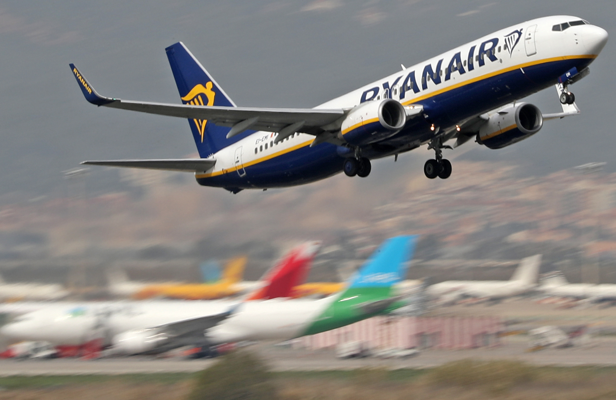 Ryanair despide a su jefe de pilotos por acosar a las pilotas en prácticas