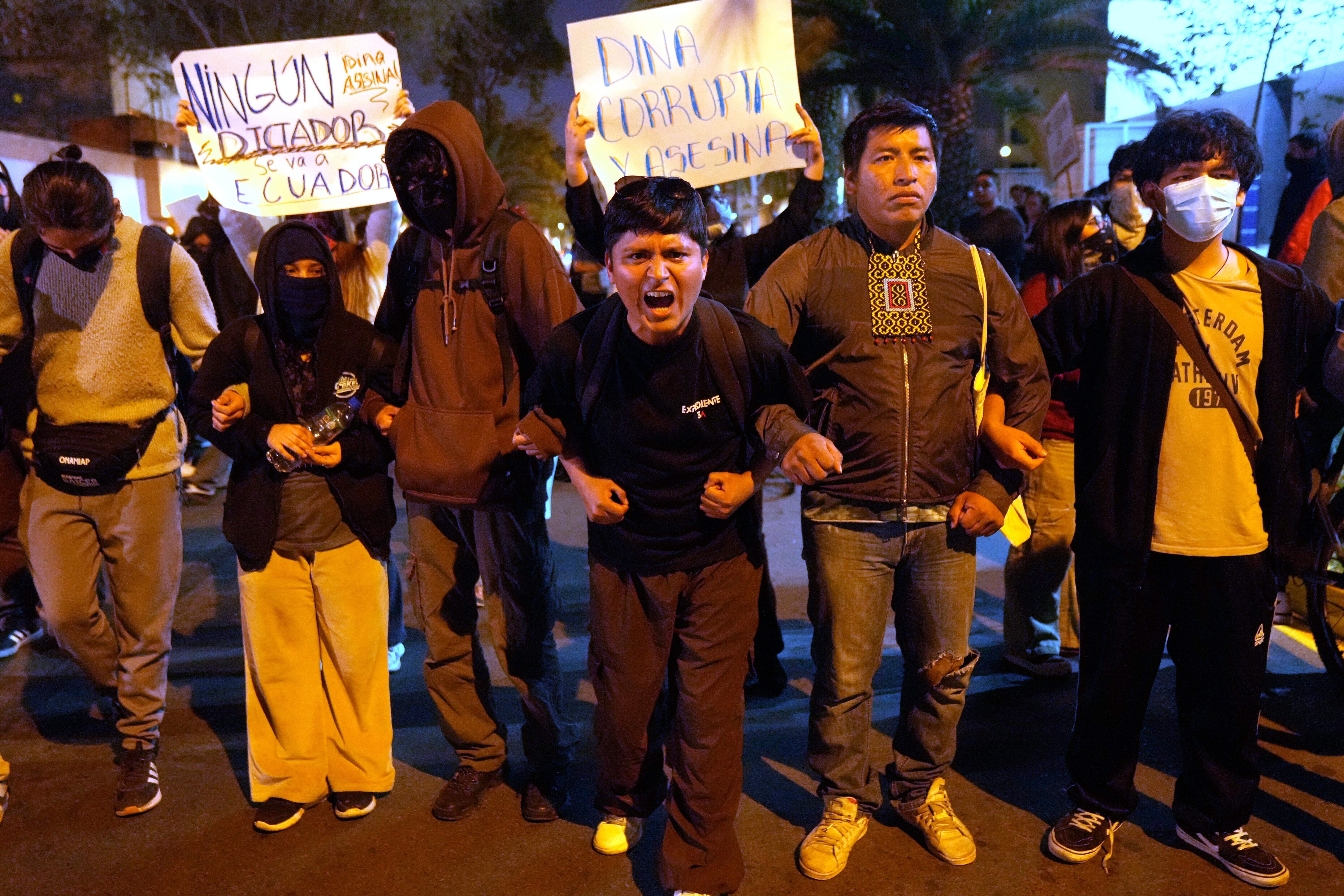 Protestan en Perú en contra del nuevo presidente, José Jeri