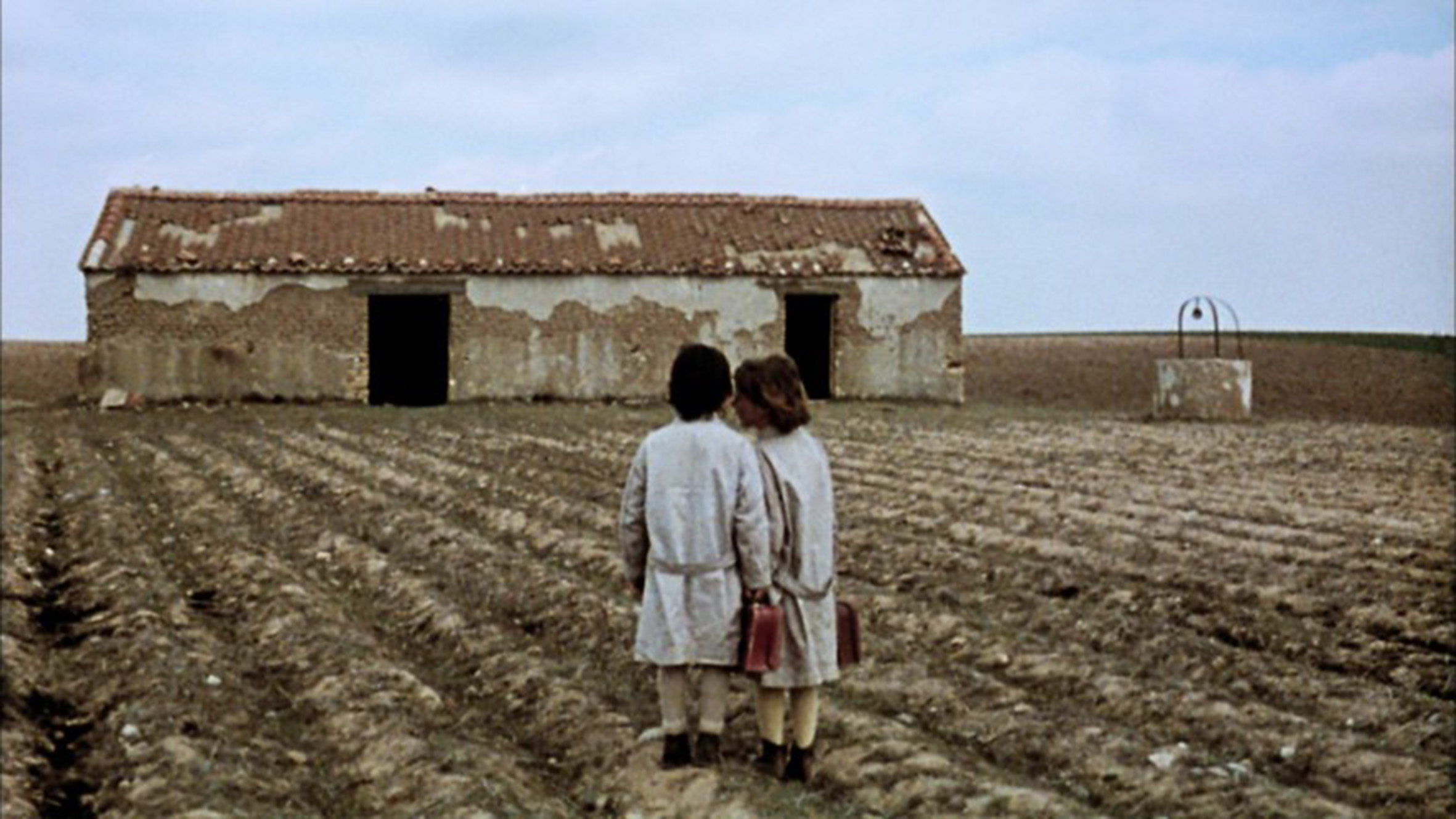 Cincuenta años de 'El espíritu de la colmena', el triunfo de la poética de Víctor Erice | Cultura | EL PAÍS