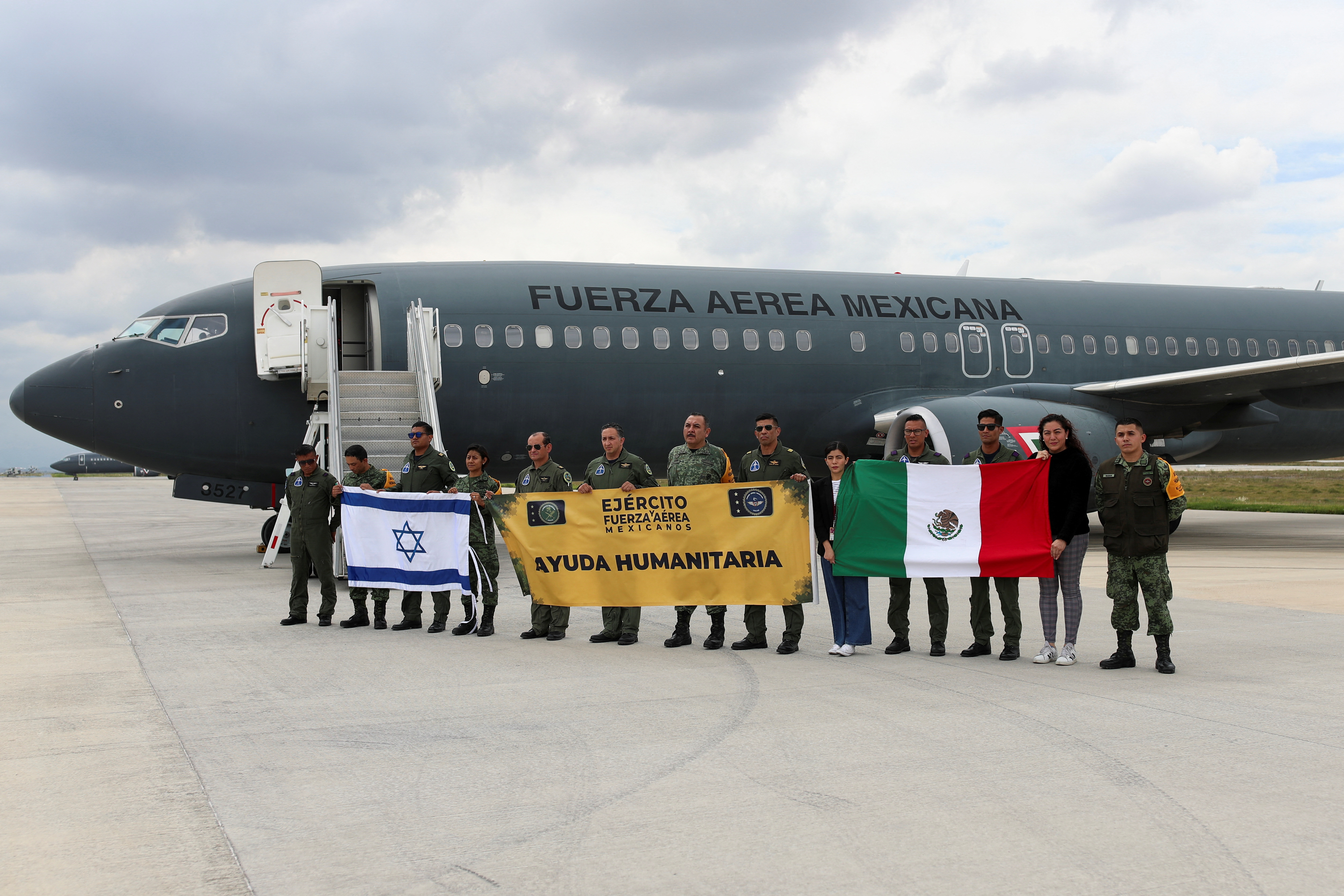 México evacúa a más de 270 ciudadanos de la guerra entre Israel y Gaza