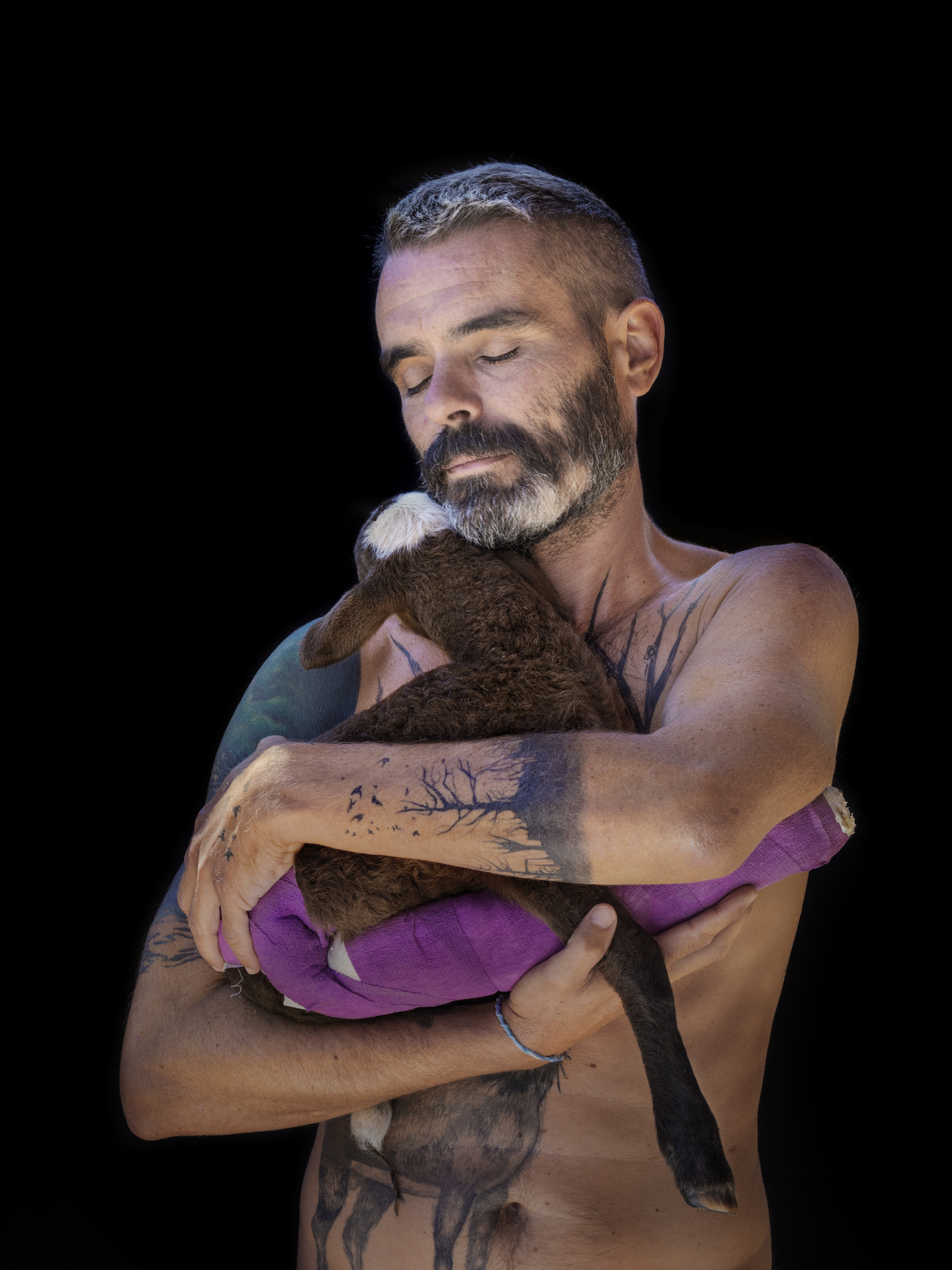 Coque Fernandez Abellá, veterinario y cofundador de Santuario Gaia.