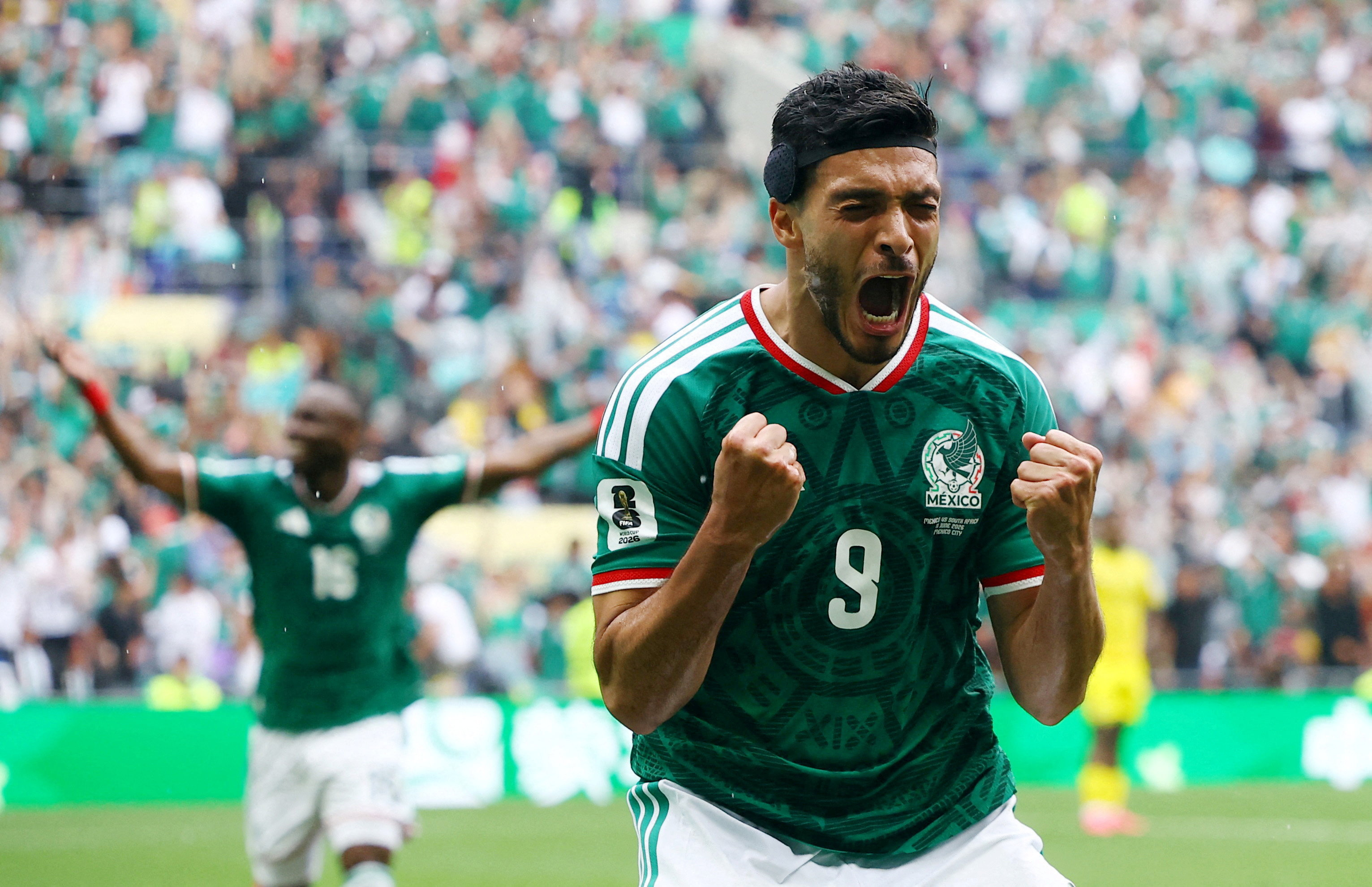 El triunfo de Raúl Jiménez: el delantero rompe su sequía de gol en un  Mundial | EL PAÍS México