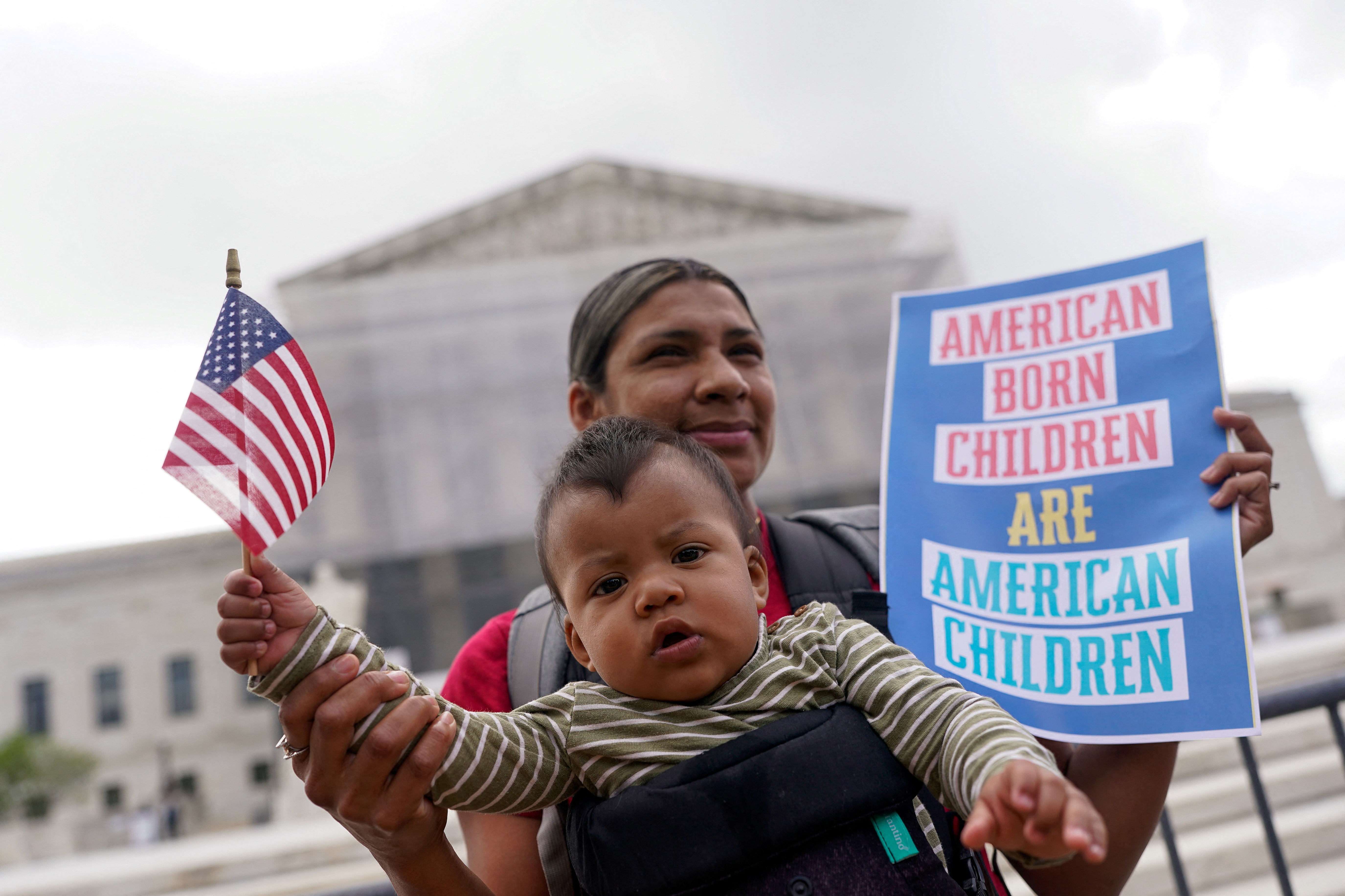 El Supremo de Estados Unidos se muestra dividido en el caso de la ciudadanía por nacimiento | Internacional | EL PAÍS