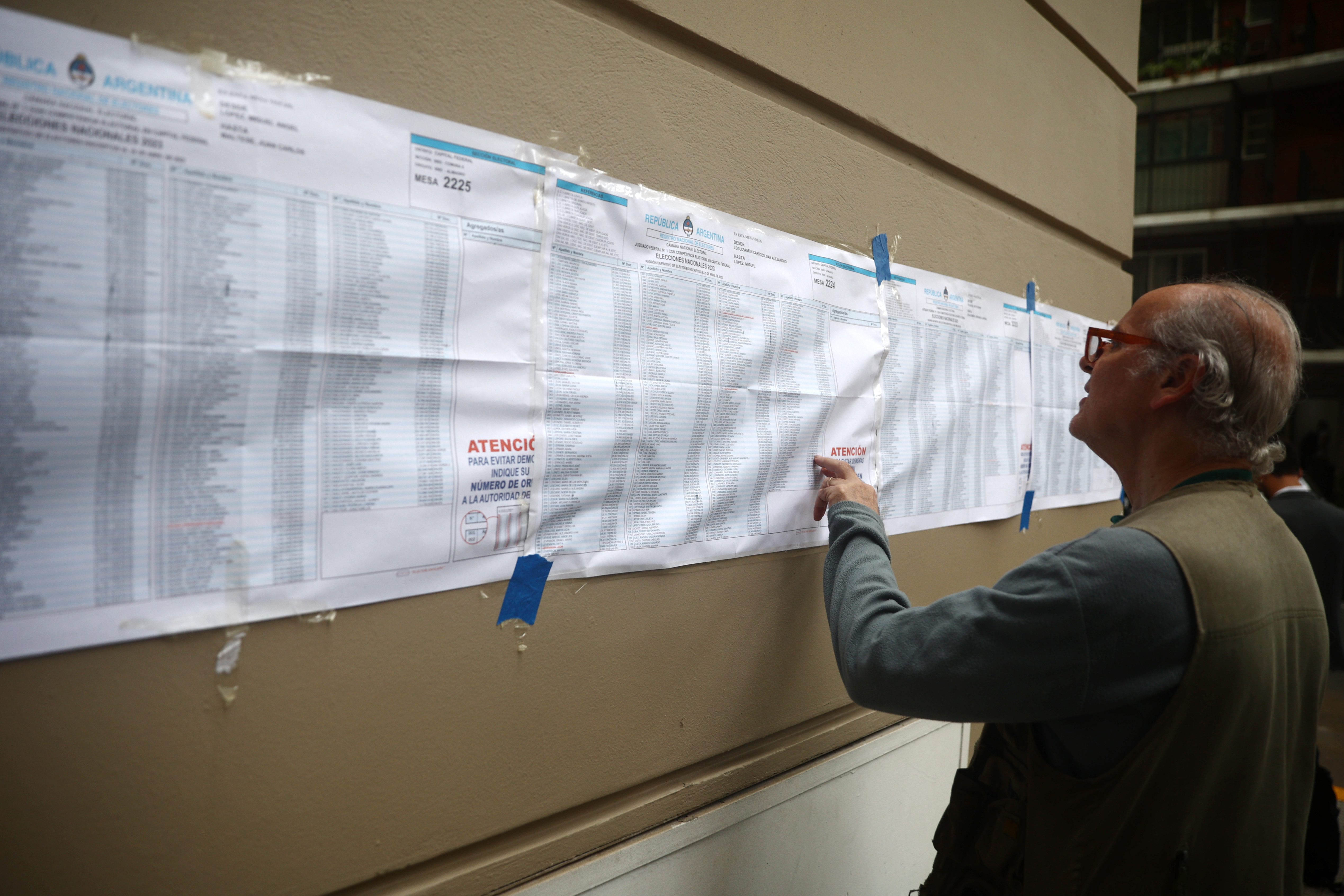 Elecciones en Argentina: la primera vuelta de las presidenciales, en vivo | Abren las urnas en Argentina