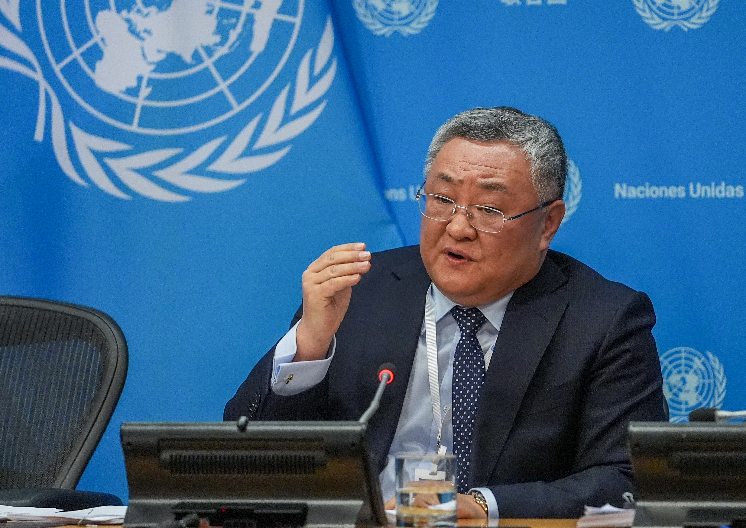 El embajador de China ante la ONU, Fu Cong, durante una rueda de prensa este miércoles en la Sede de las Naciones Unidas, en Nueva York.