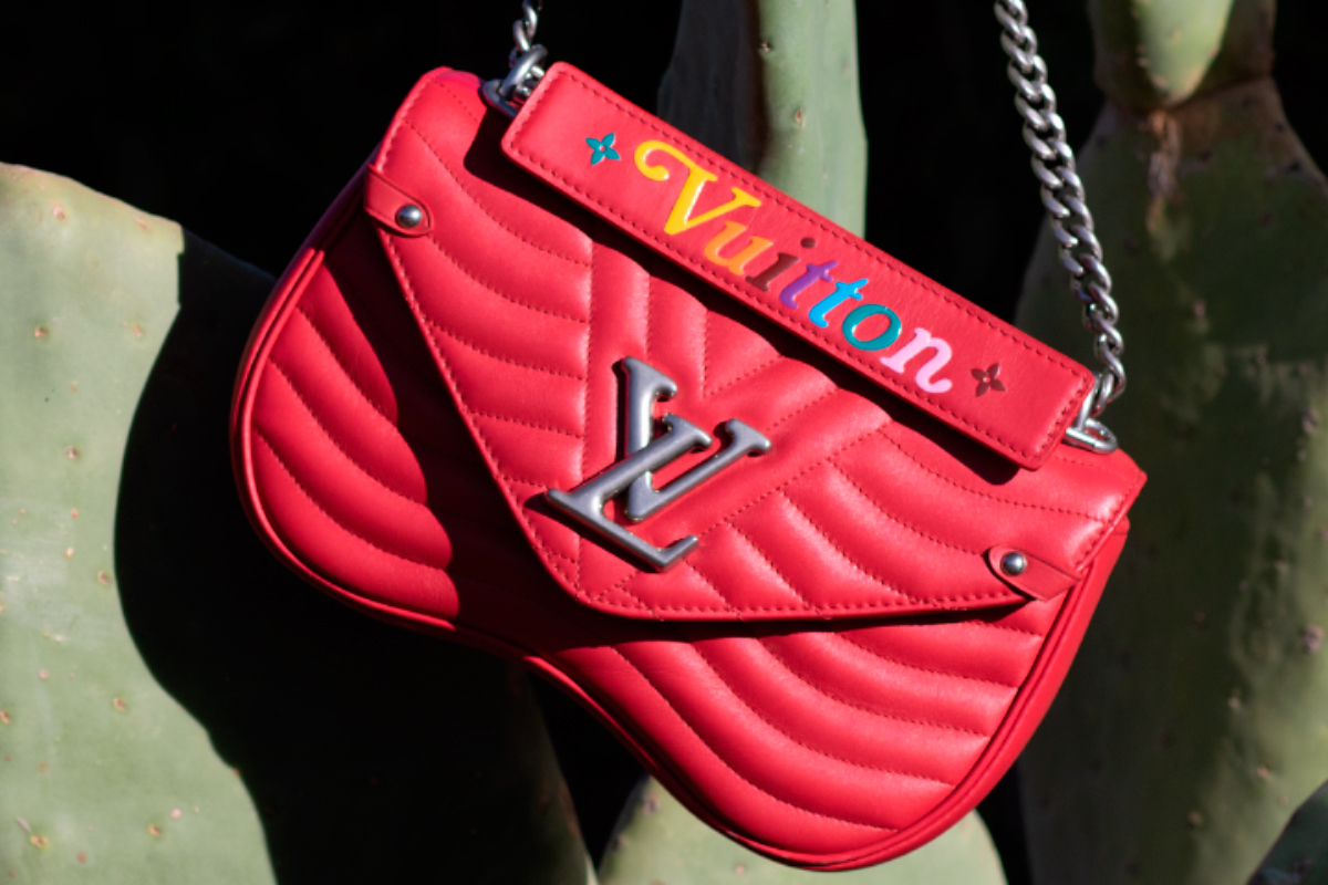 La nueva colección de bolsos 'New Wave' de Louis Vuitton: color