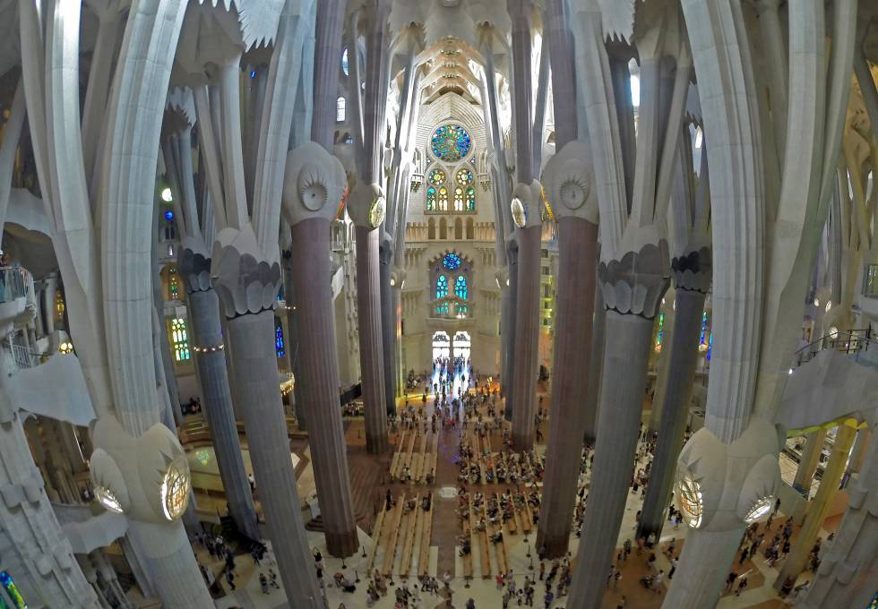 haalbaar woordenboek Afsnijden Sagrada Familia: Gaudí's Sagrada Familia: the Barcelona basilica without a  building permit | Culture | EL PAÍS English Edition
