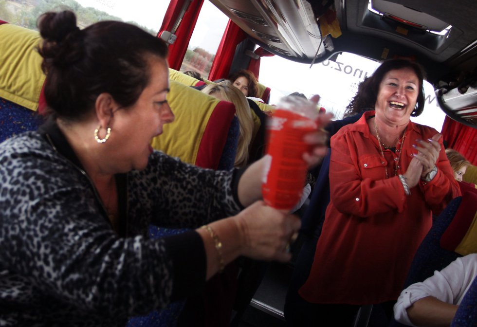 Relaciones de pareja 24 horas en una caravana de mujeres 24 horas