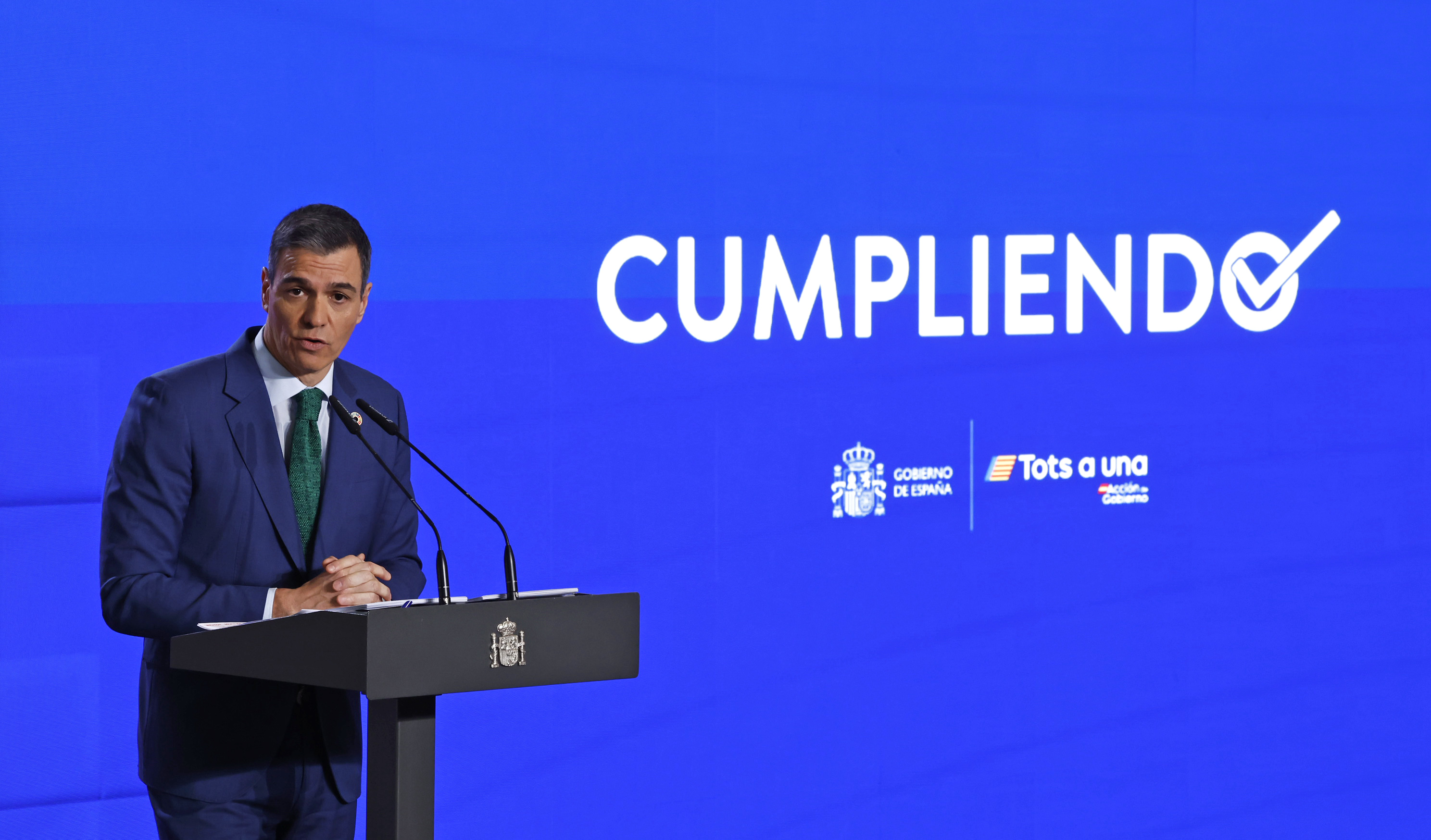 El presidente del Gobierno, Pedro Sánchez, este lunes durante su comparecencia.