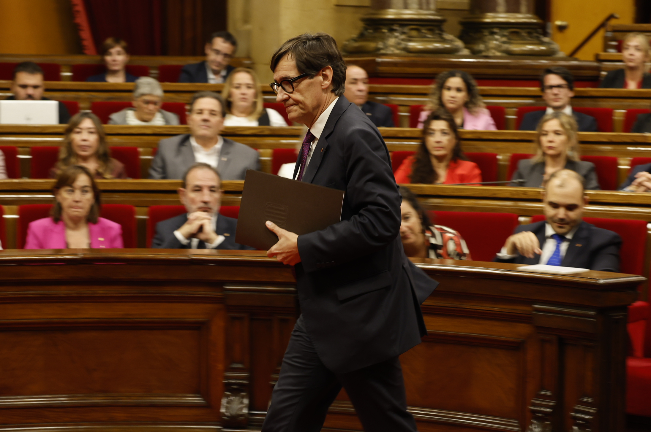 Salvador Illa, durante su intervención en el Parlament, este martes.