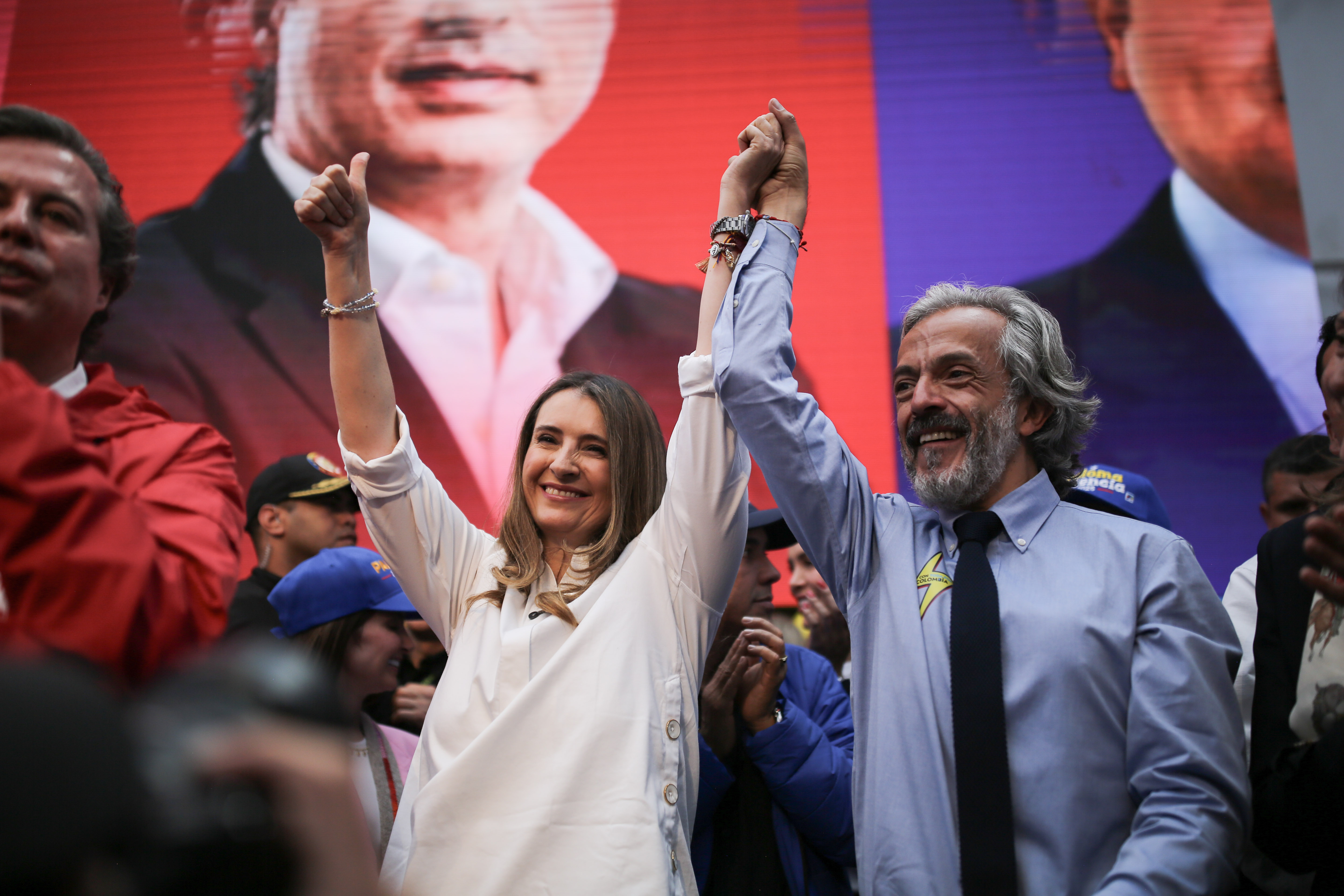 El fenómeno de la candidatura presidencial de Paloma Valencia desafía la campaña de Iván Cepeda | Elecciones Presidenciales Colombia | EL PAÍS América Colombia