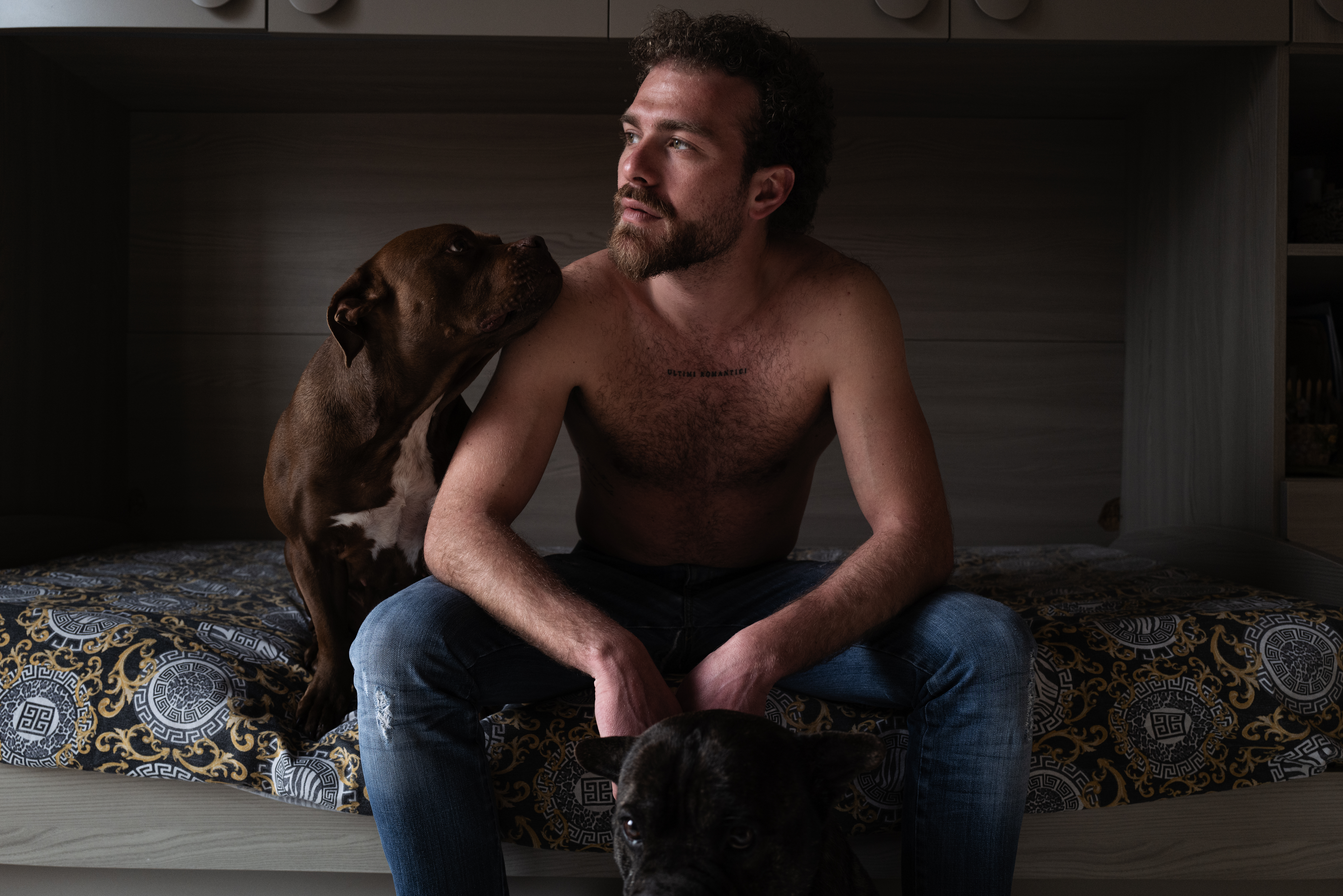 Antonio Piccirillo, no quarto de sua casa.