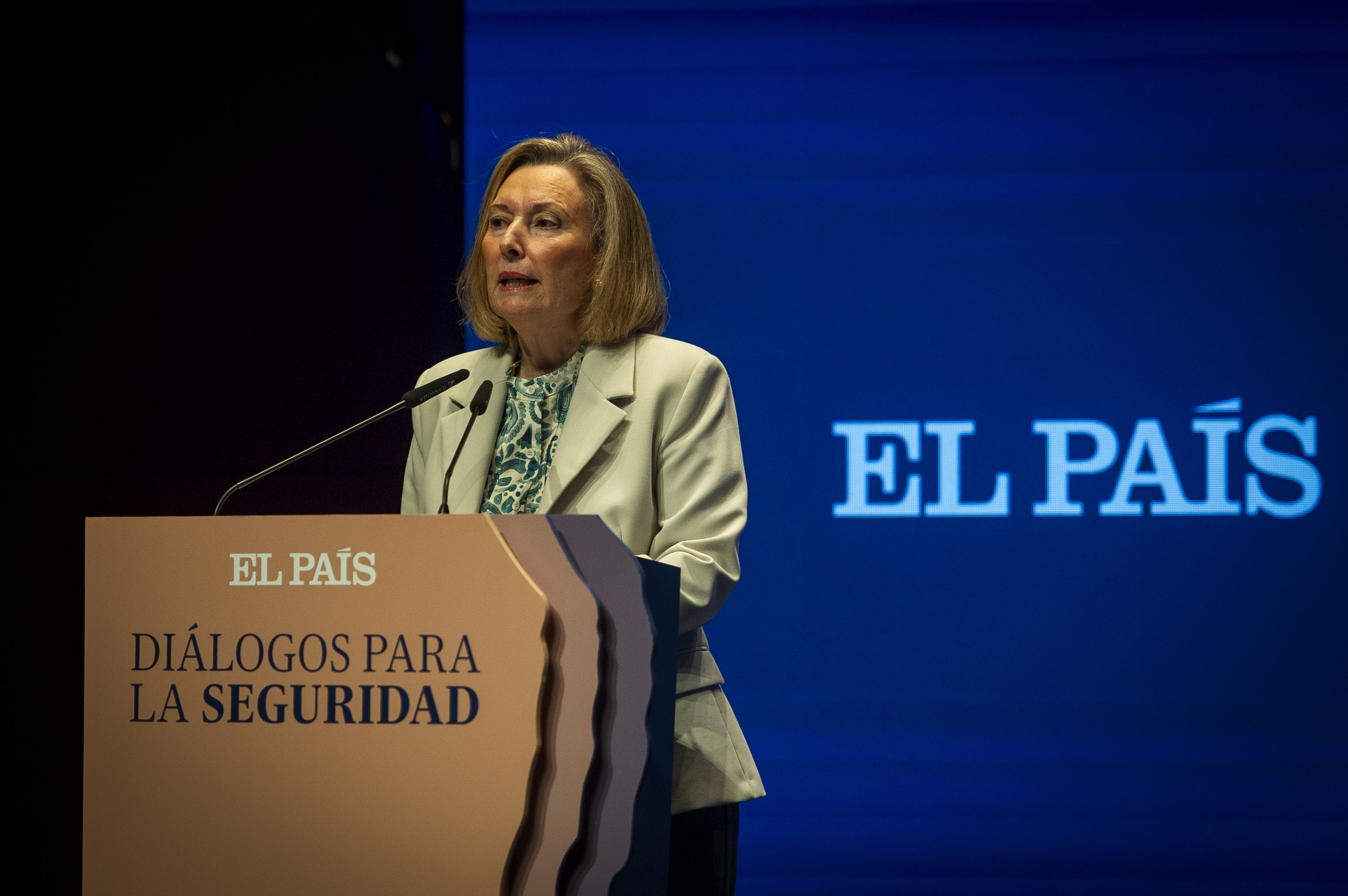 Amparo Valcarce, secretaria de Estado de Defensa.